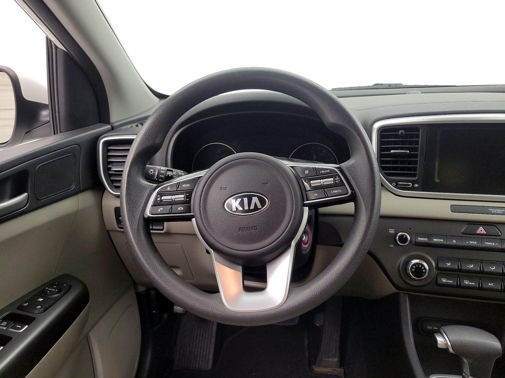 Thumbnail: 2020 Kia Sportage - 10