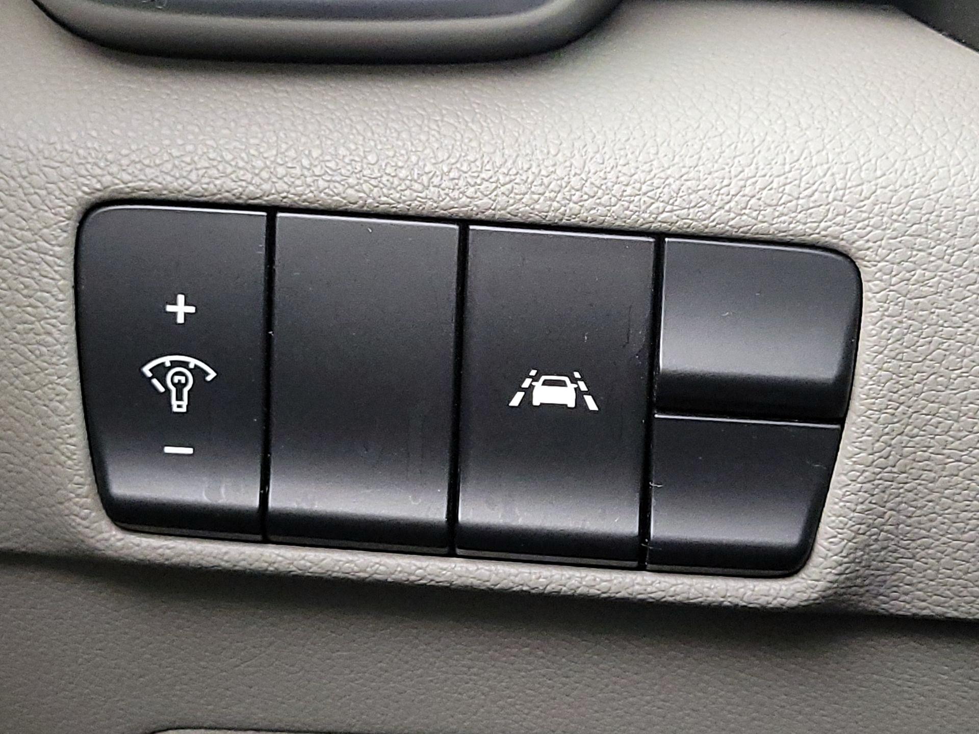 Thumbnail: 2020 Kia Sportage - 13
