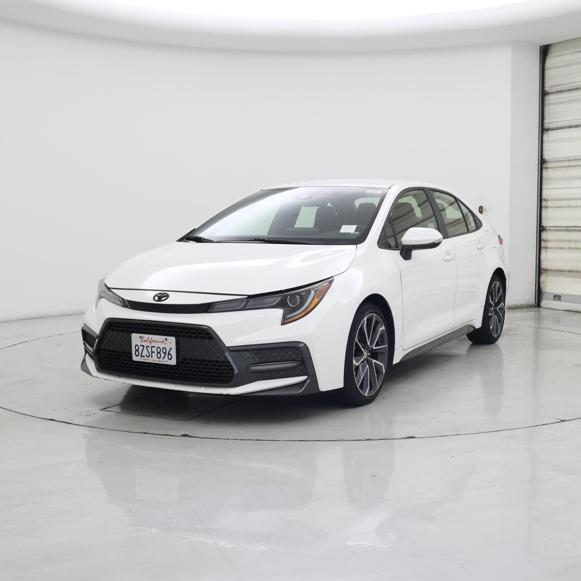 Thumbnail: 2022 Toyota Corolla - 4