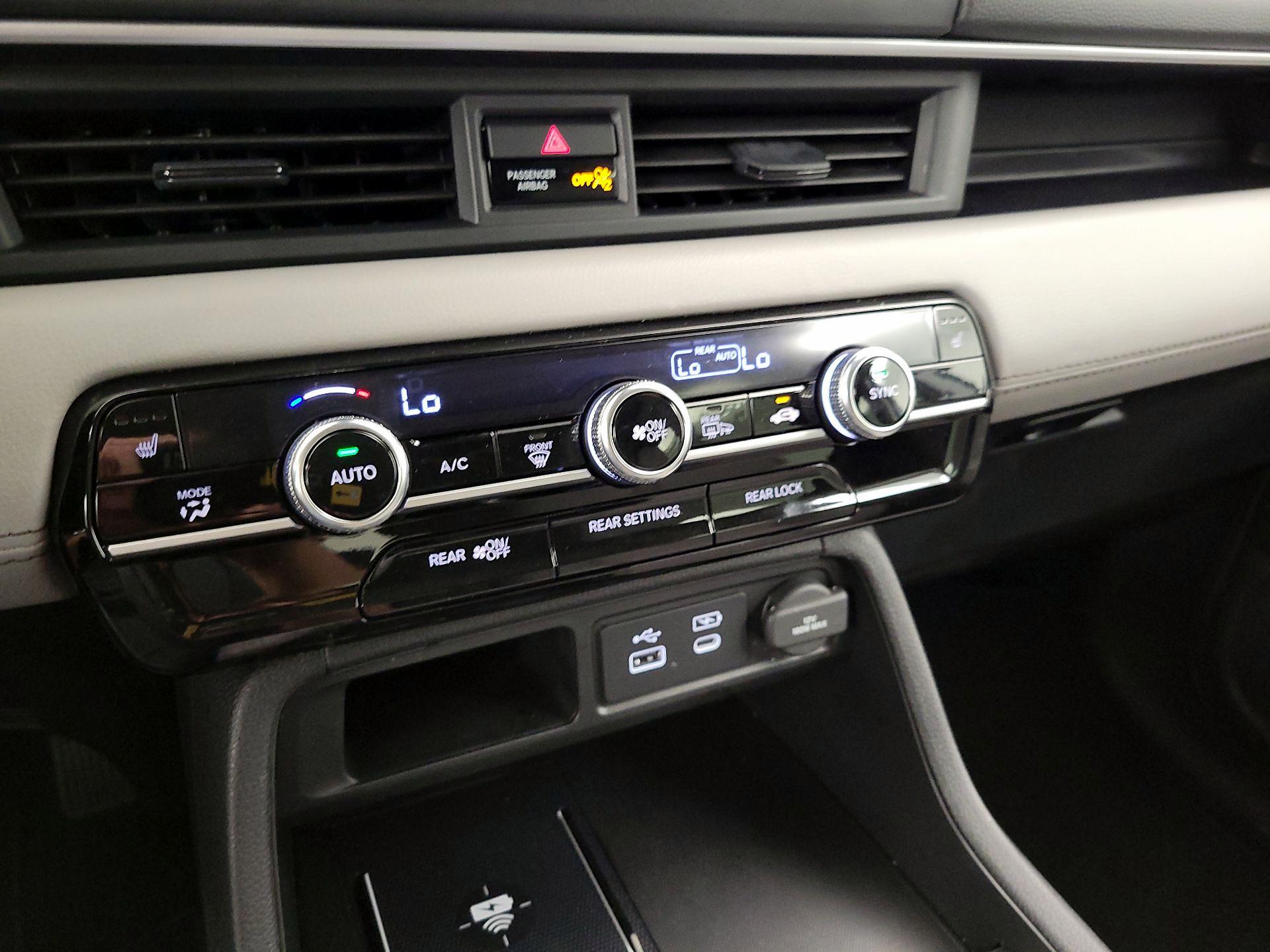Thumbnail: 2025 Honda Pilot - 16