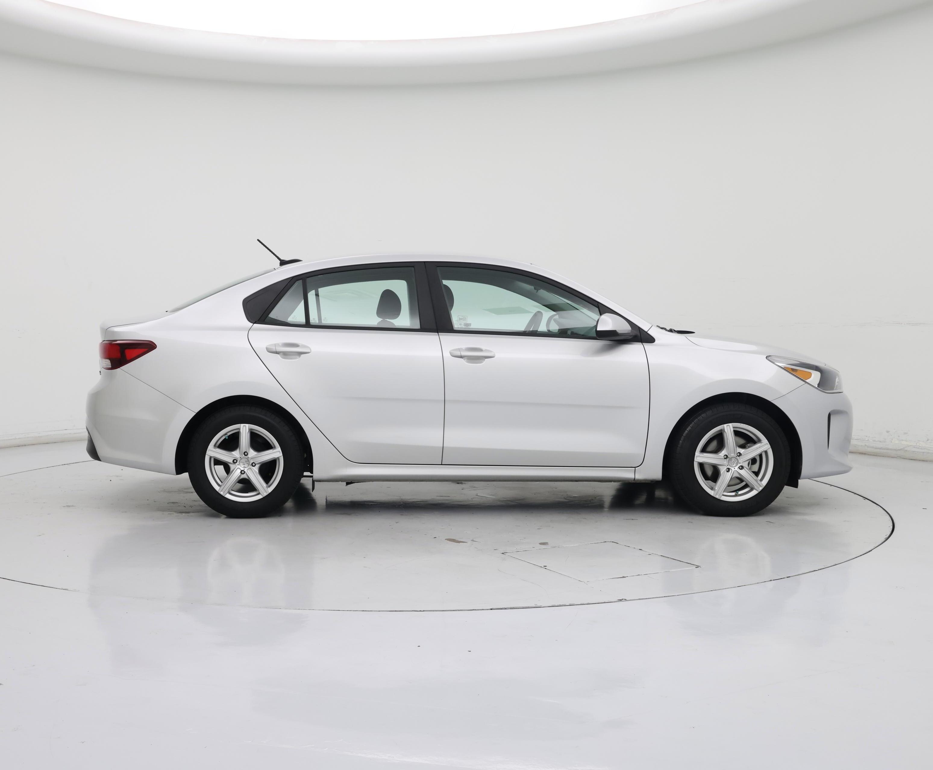 Thumbnail: 2018 Kia Rio - 7