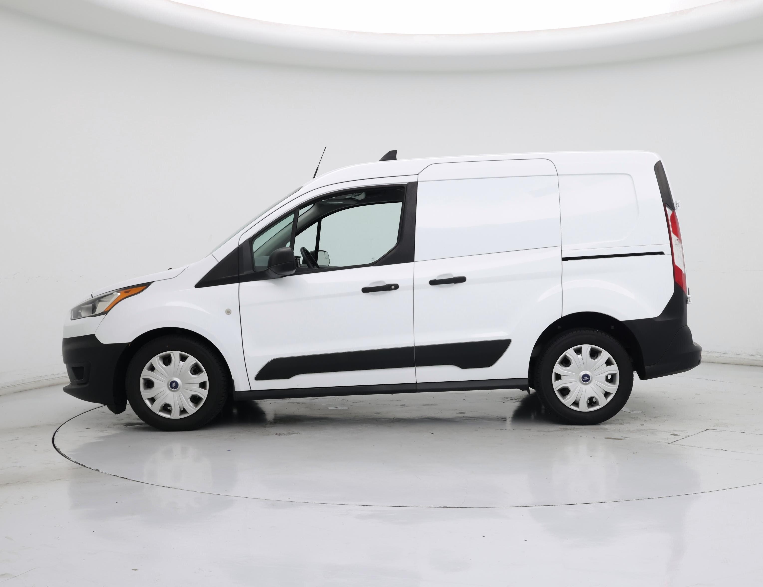 Thumbnail: 2019 Ford Transit Series - 3