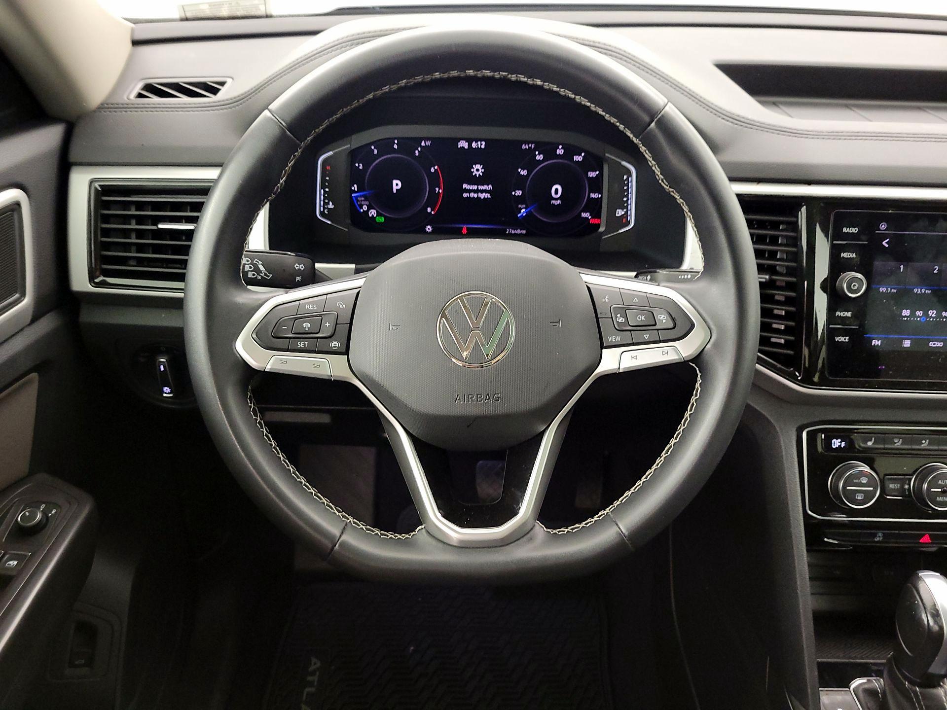 Thumbnail: 2023 Volkswagen Atlas - 10