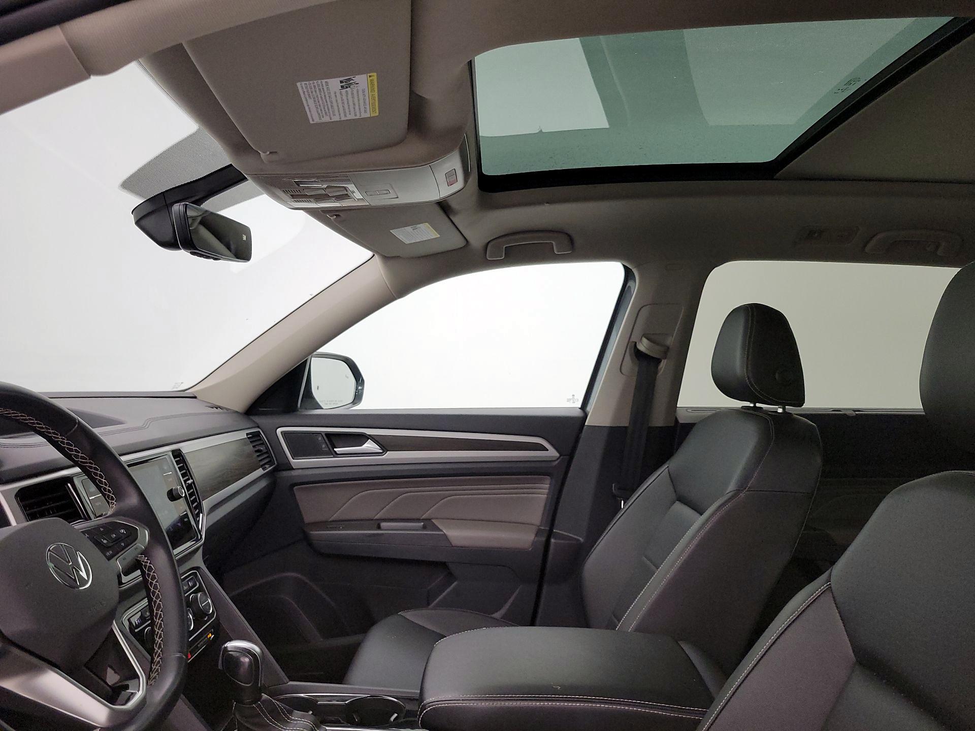 Thumbnail: 2023 Volkswagen Atlas - 19