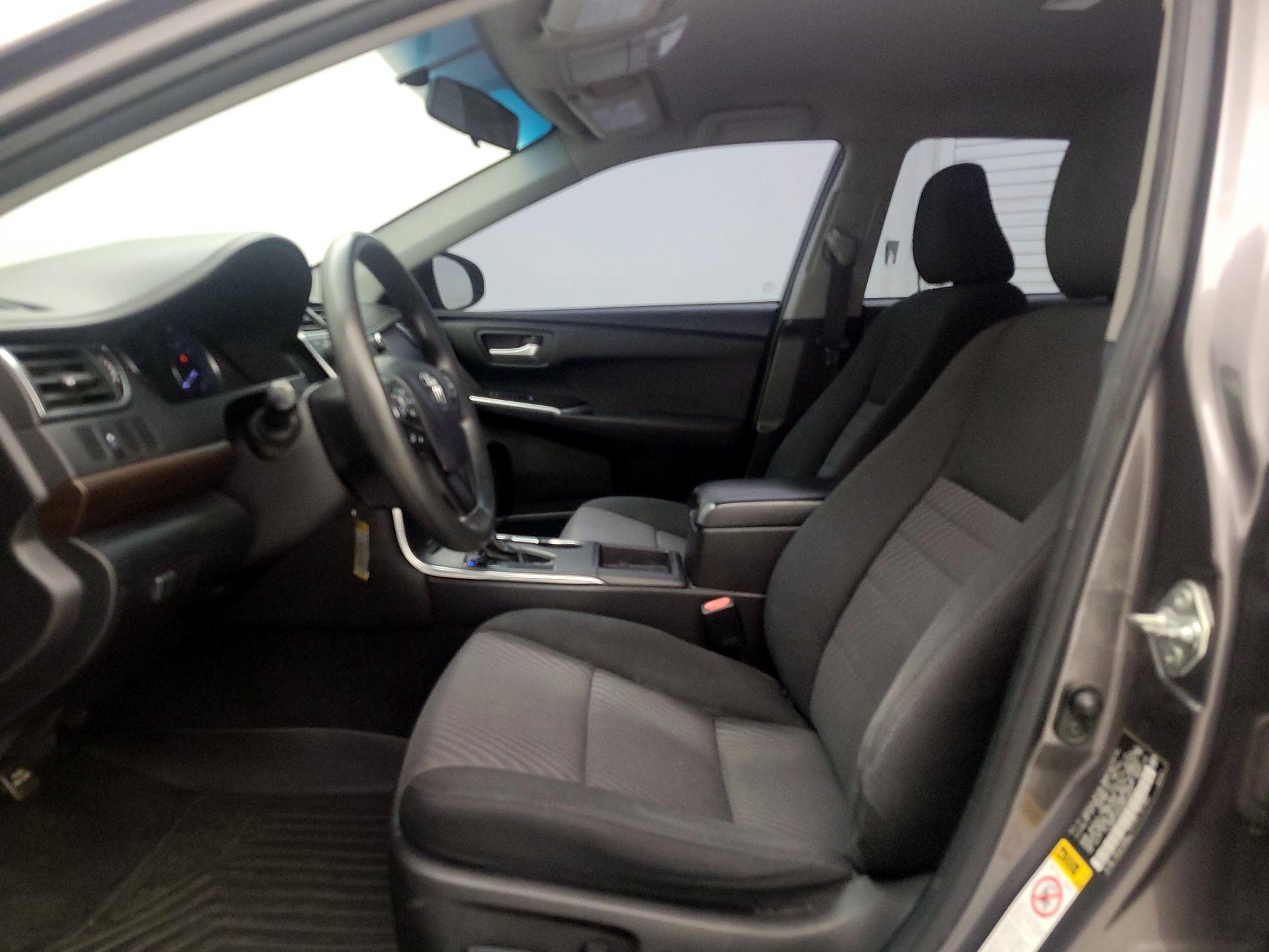 Thumbnail: 2016 Toyota Camry - 11