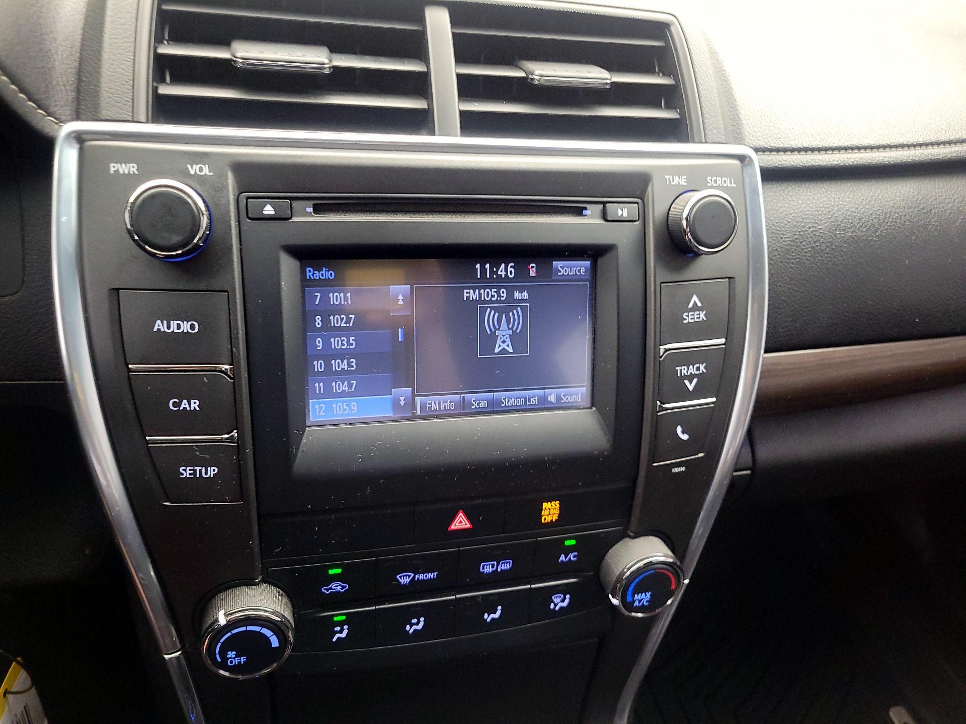 Thumbnail: 2016 Toyota Camry - 15
