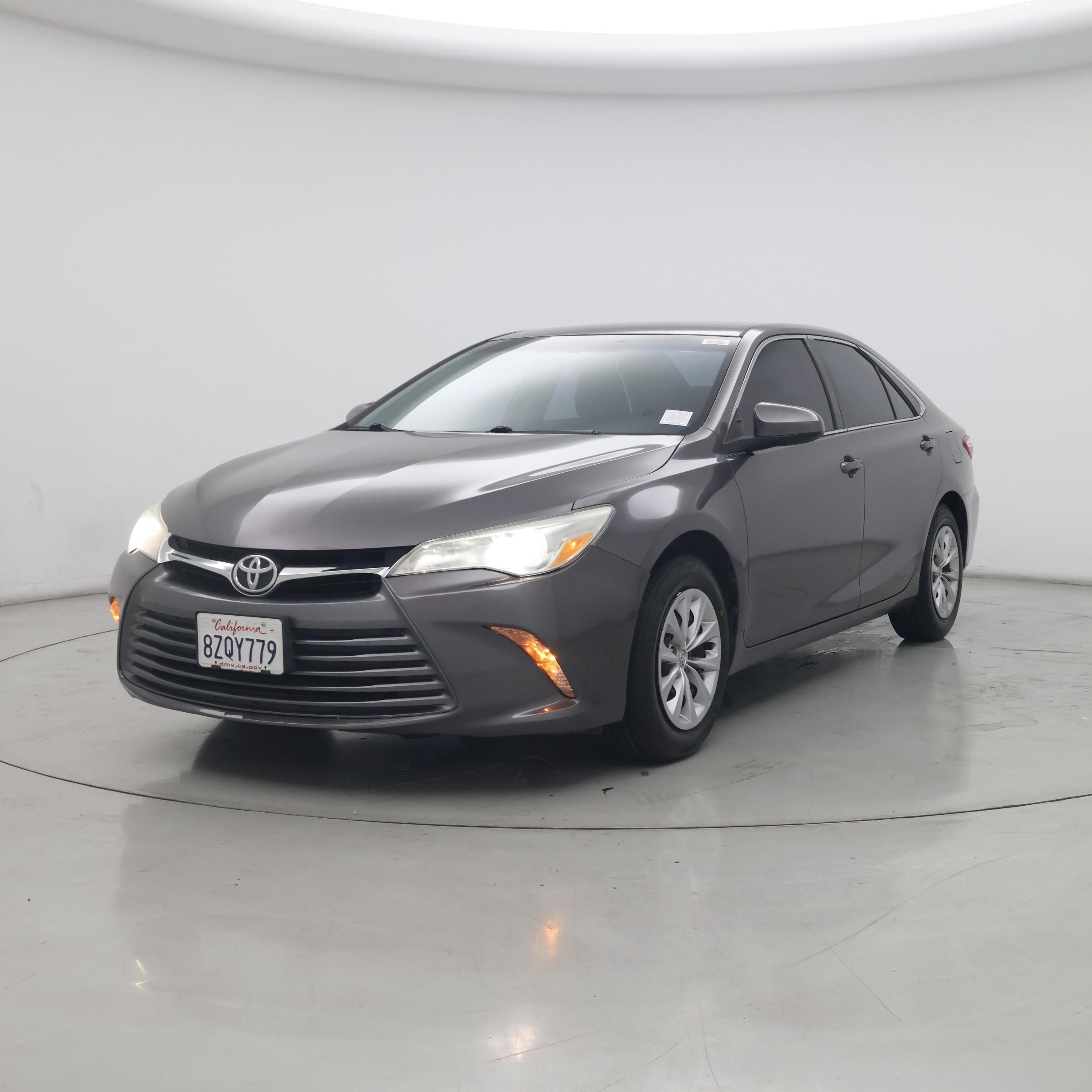 Thumbnail: 2016 Toyota Camry - 4
