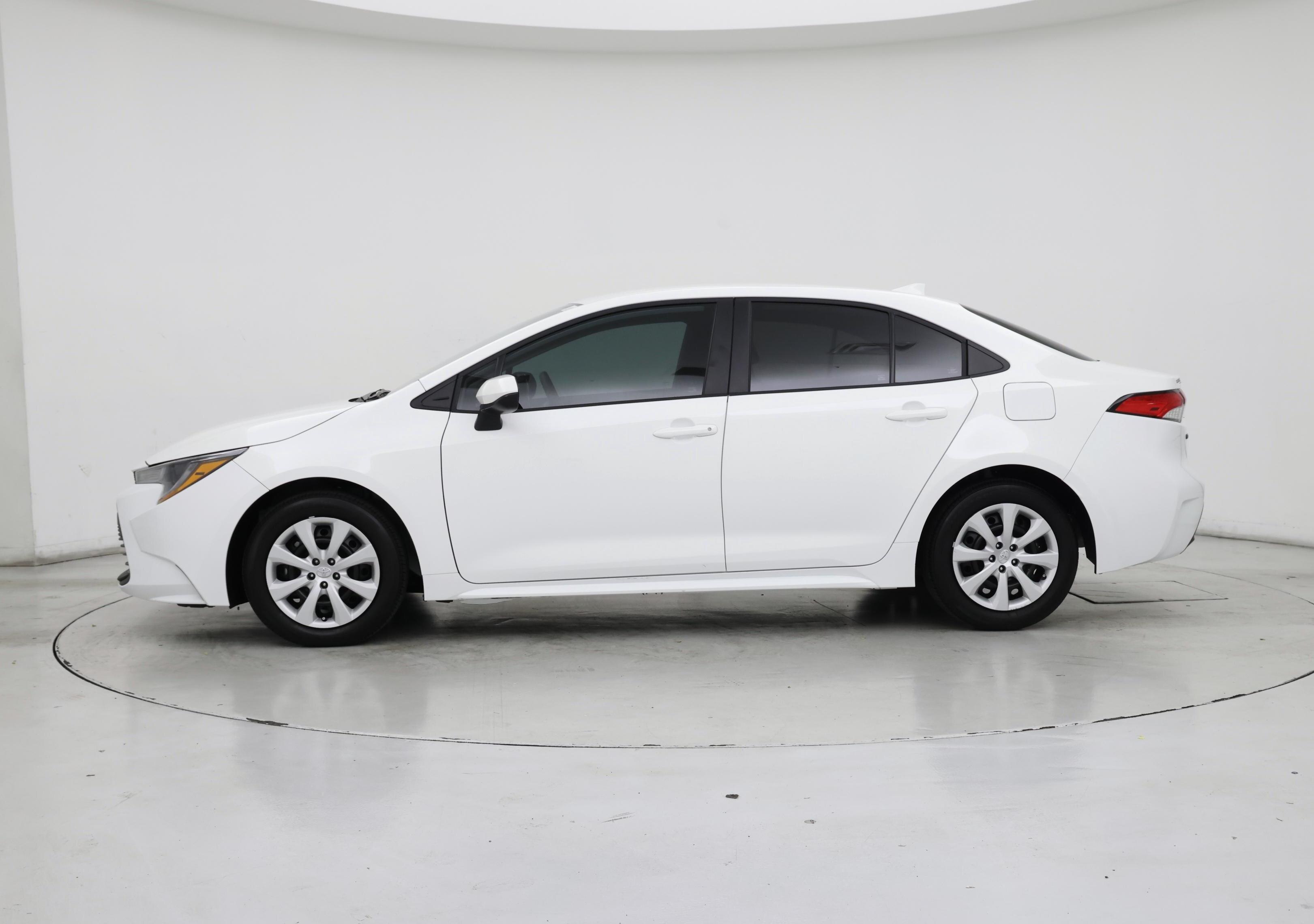 Thumbnail: 2024 Toyota Corolla - 3