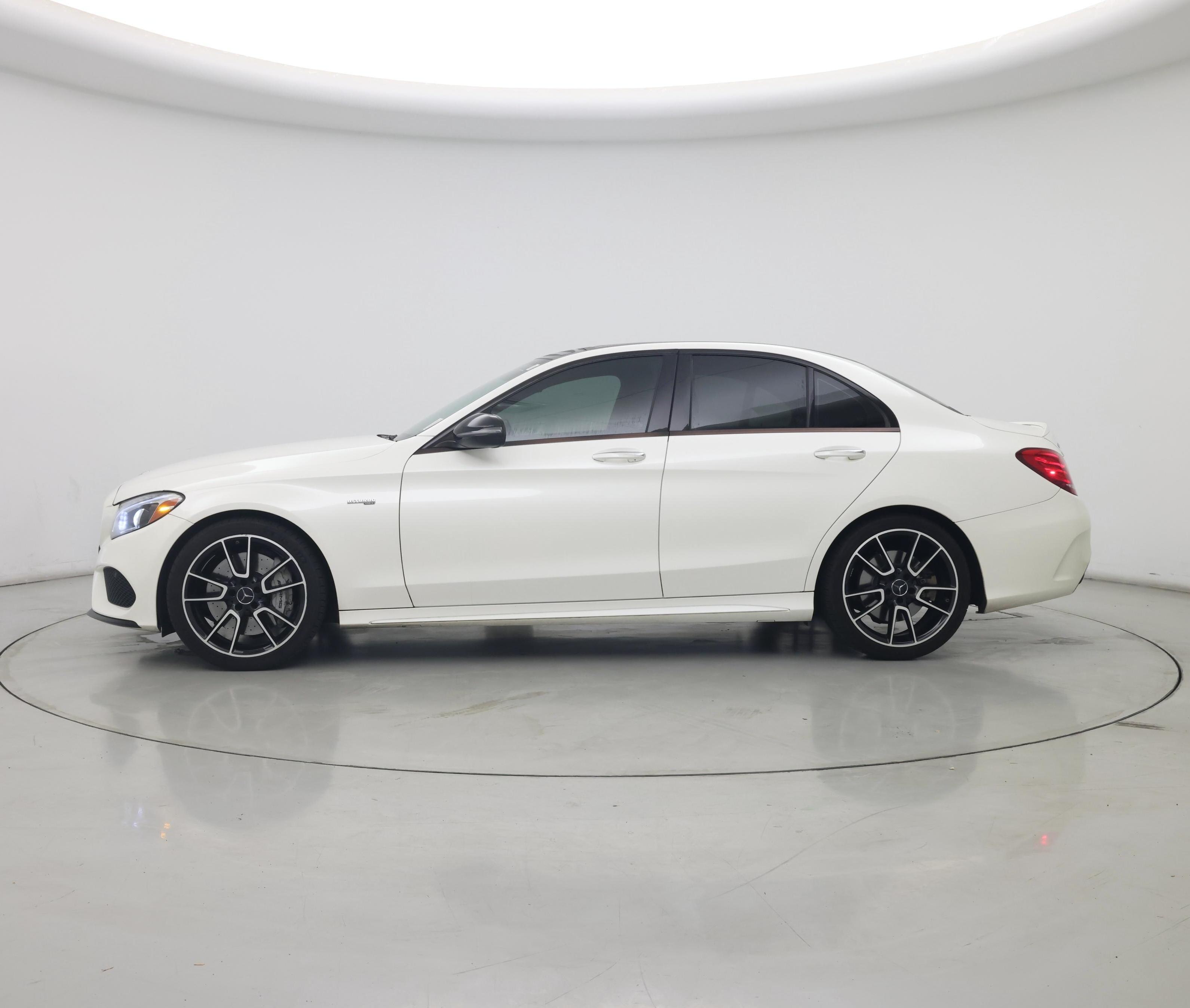 Thumbnail: 2017 Mercedes-Benz C-Class - 3