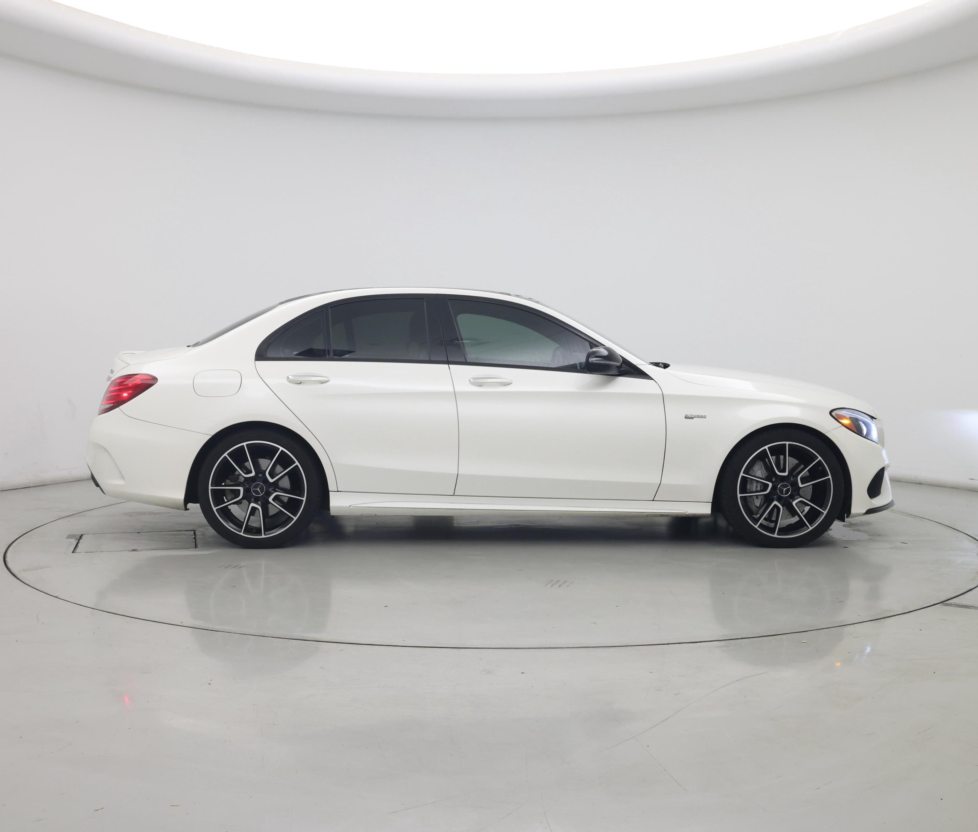 Thumbnail: 2017 Mercedes-Benz C-Class - 7
