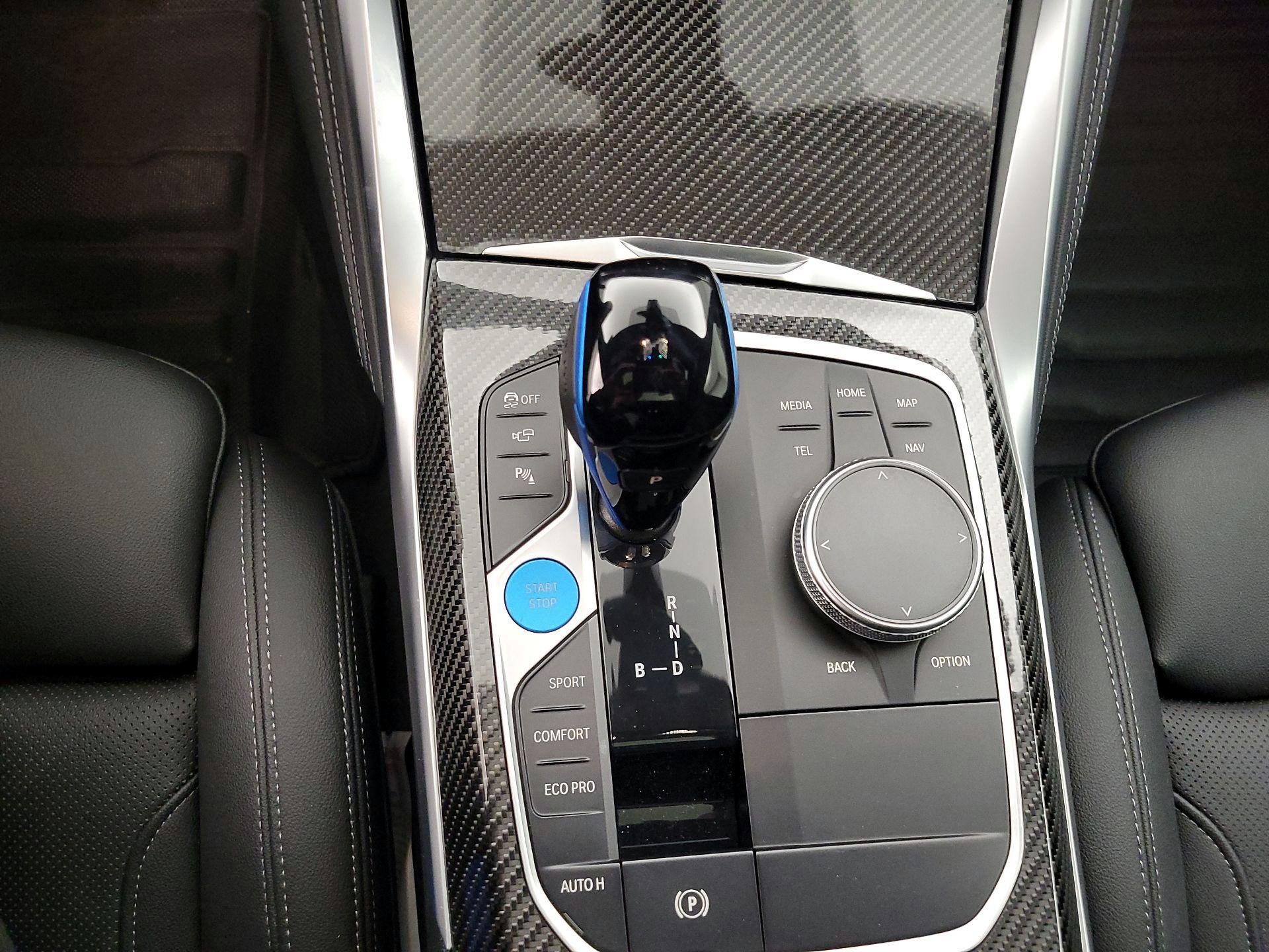 Thumbnail: 2023 BMW i4 - 18