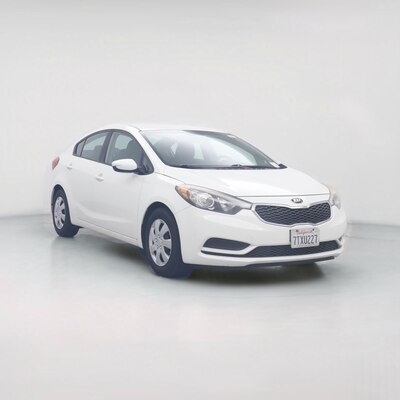 White 2016 Kia Forte LX