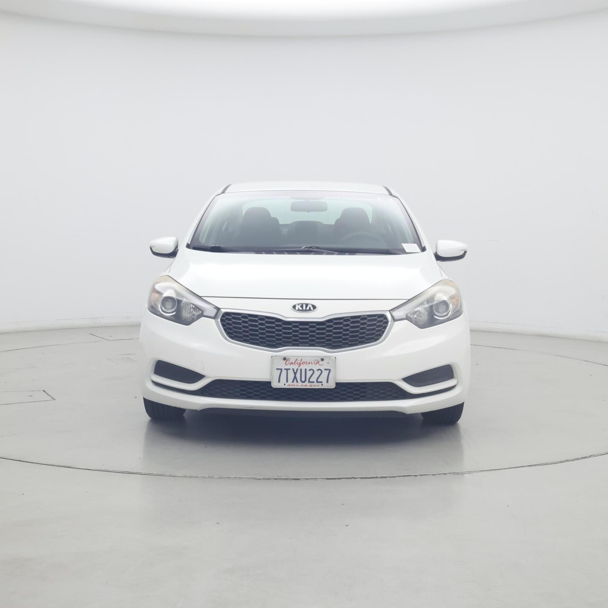 Thumbnail: 2016 Kia Forte - 5