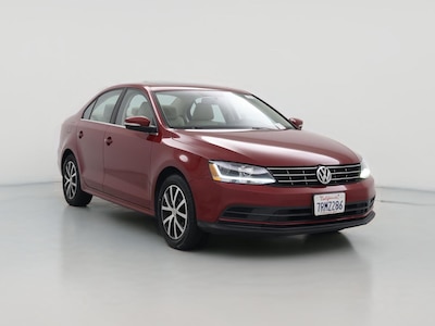 Red 2018 Volkswagen Jetta SE