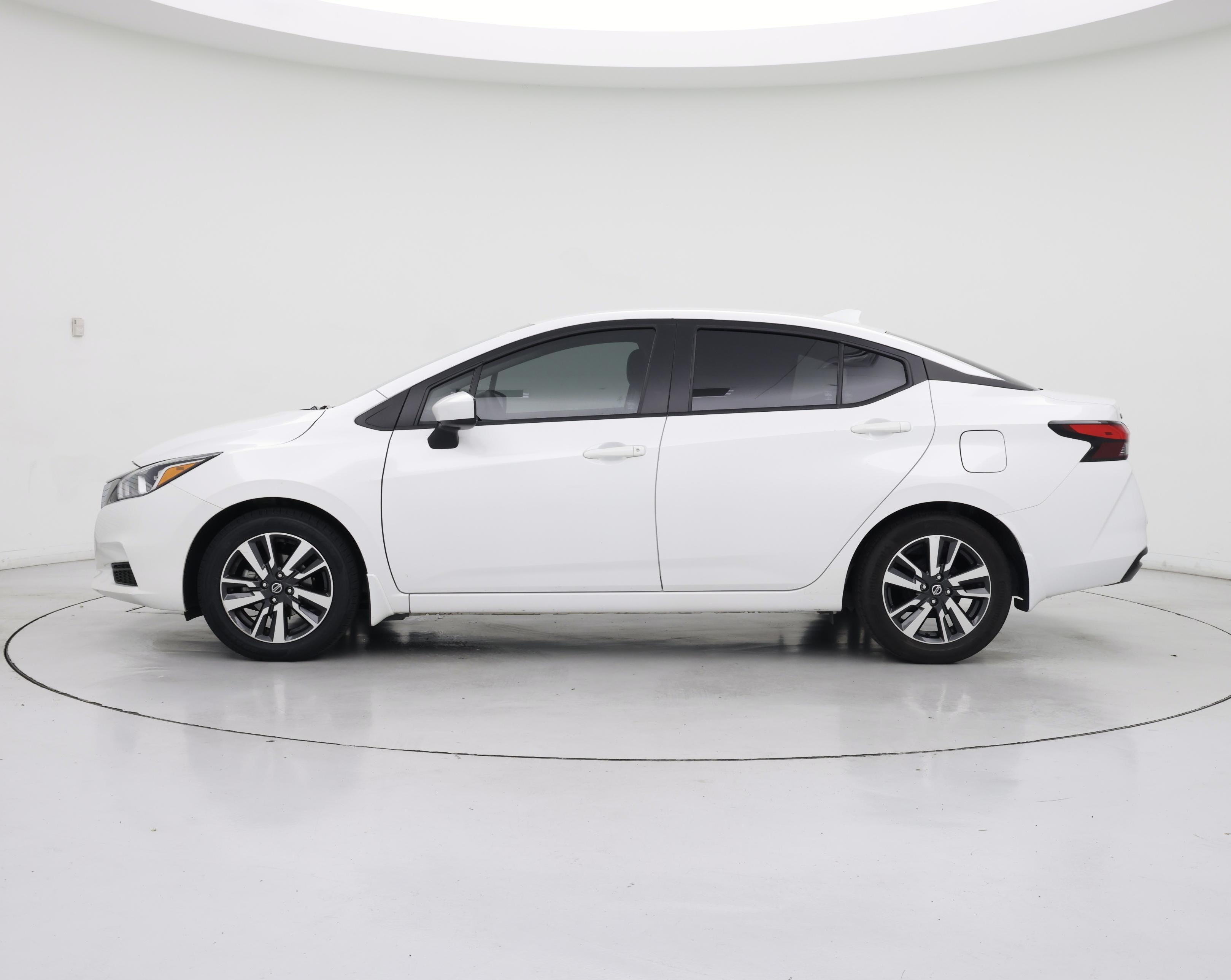 Thumbnail: 2022 Nissan Versa - 3