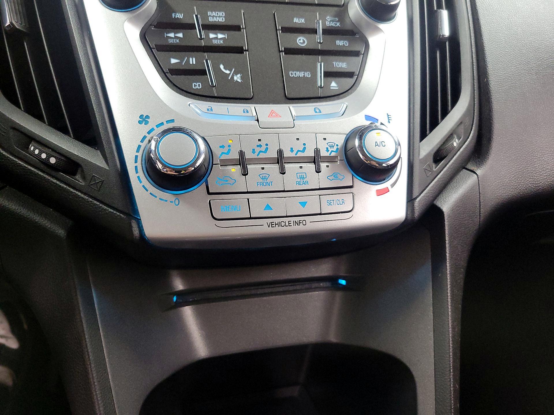 Thumbnail: 2014 Chevrolet Equinox - 14