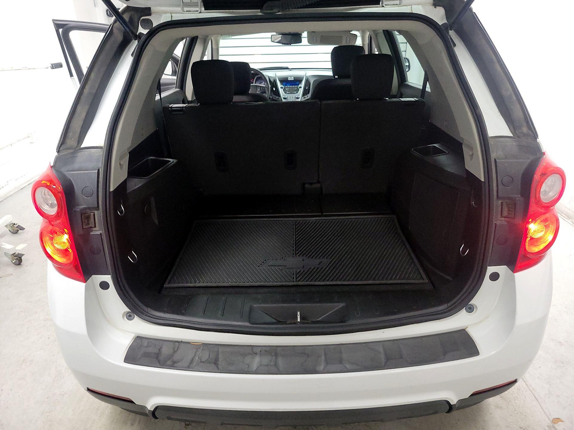 Thumbnail: 2014 Chevrolet Equinox - 17