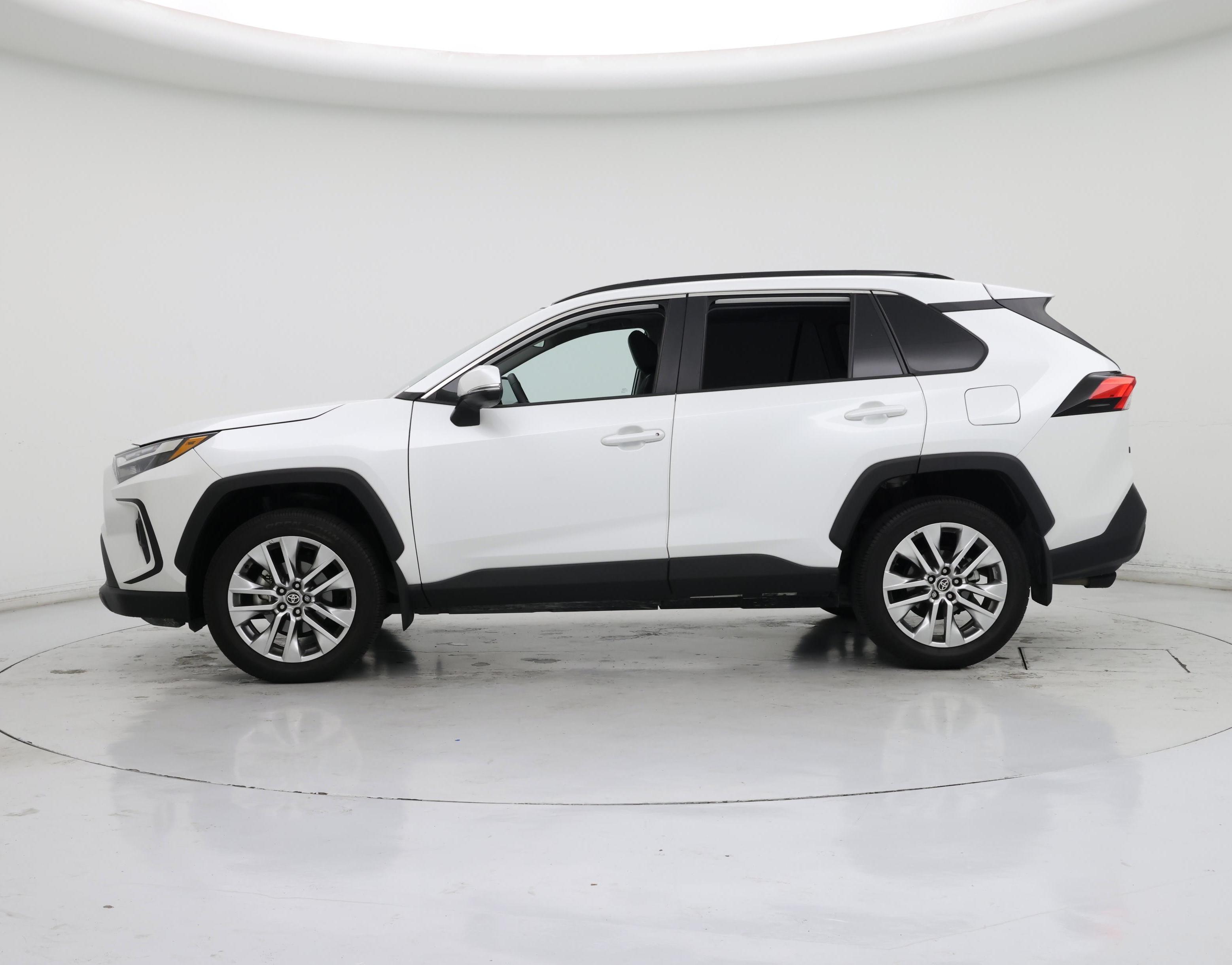 Thumbnail: 2024 Toyota RAV4 - 3