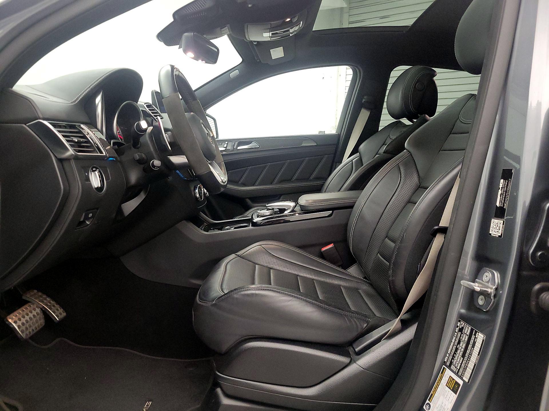 Thumbnail: 2019 Mercedes-Benz GL-Class - 11