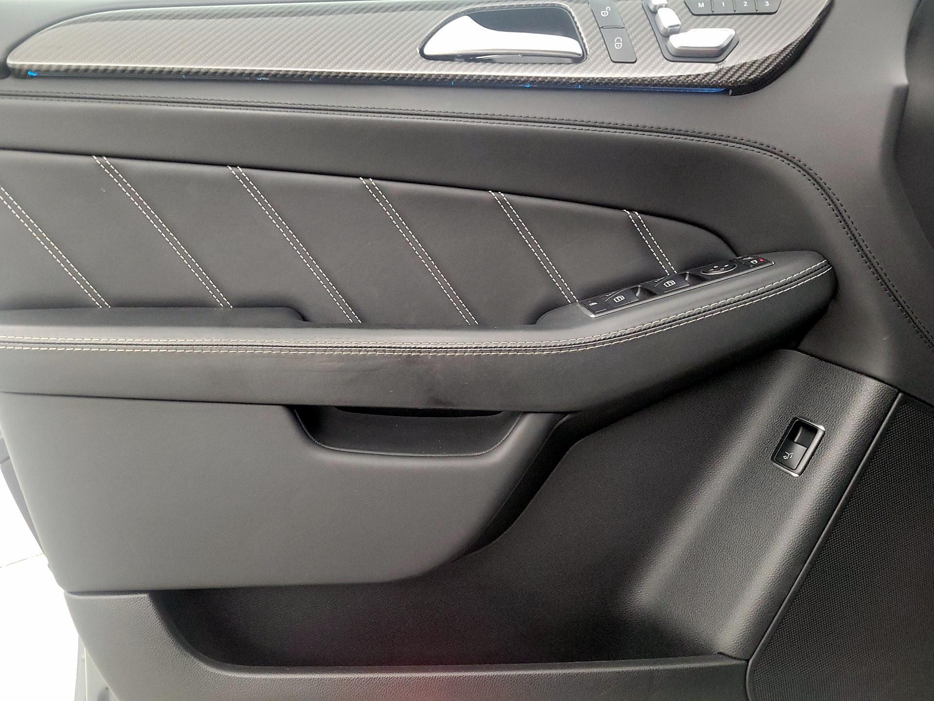 Thumbnail: 2019 Mercedes-Benz GL-Class - 12