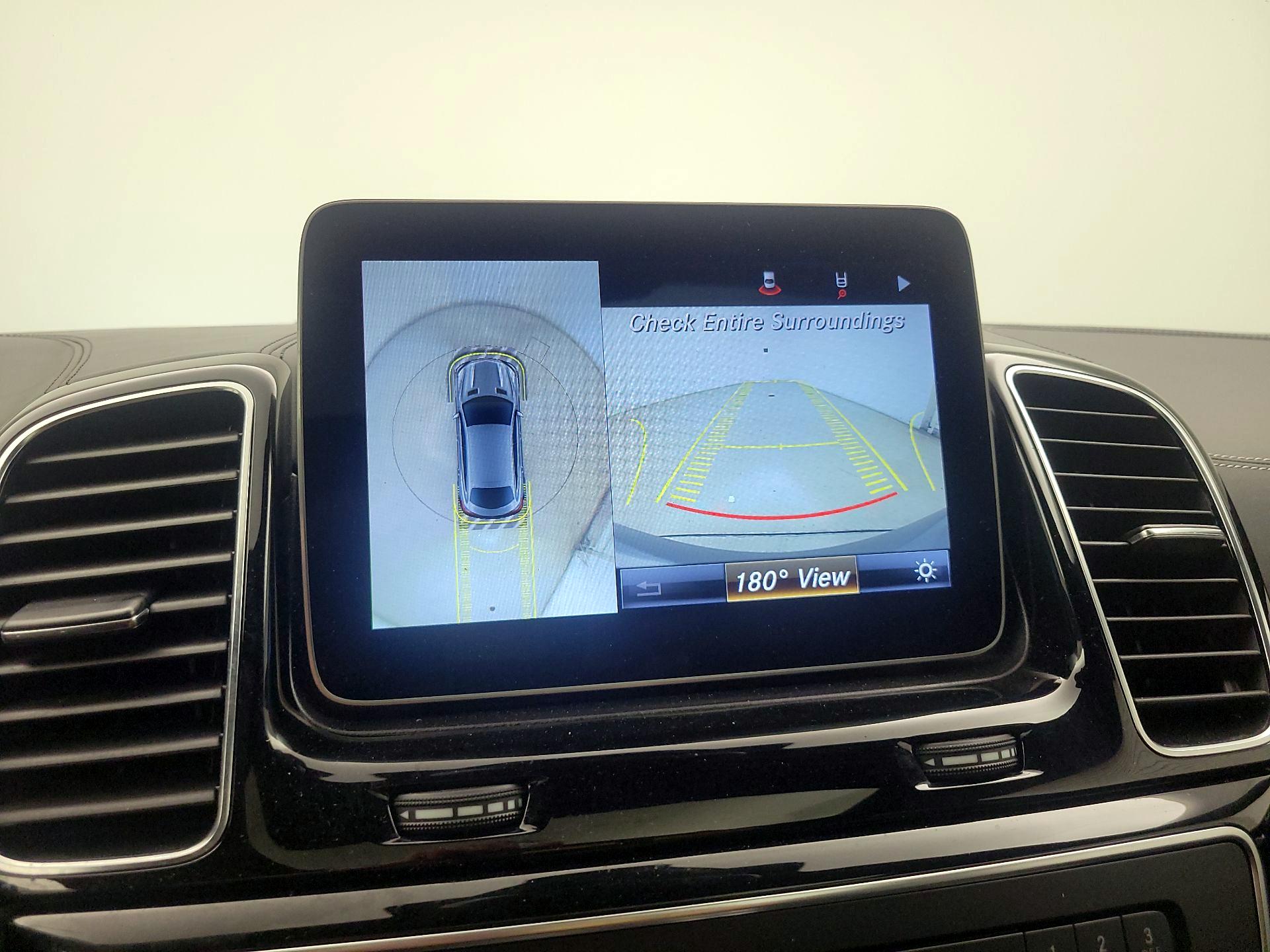 Thumbnail: 2019 Mercedes-Benz GL-Class - 14