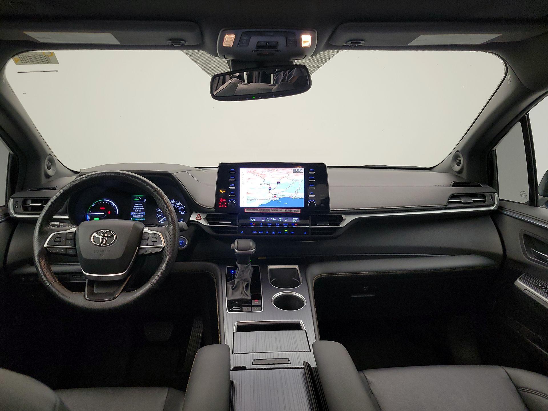 Thumbnail: 2024 Toyota Sienna - 9