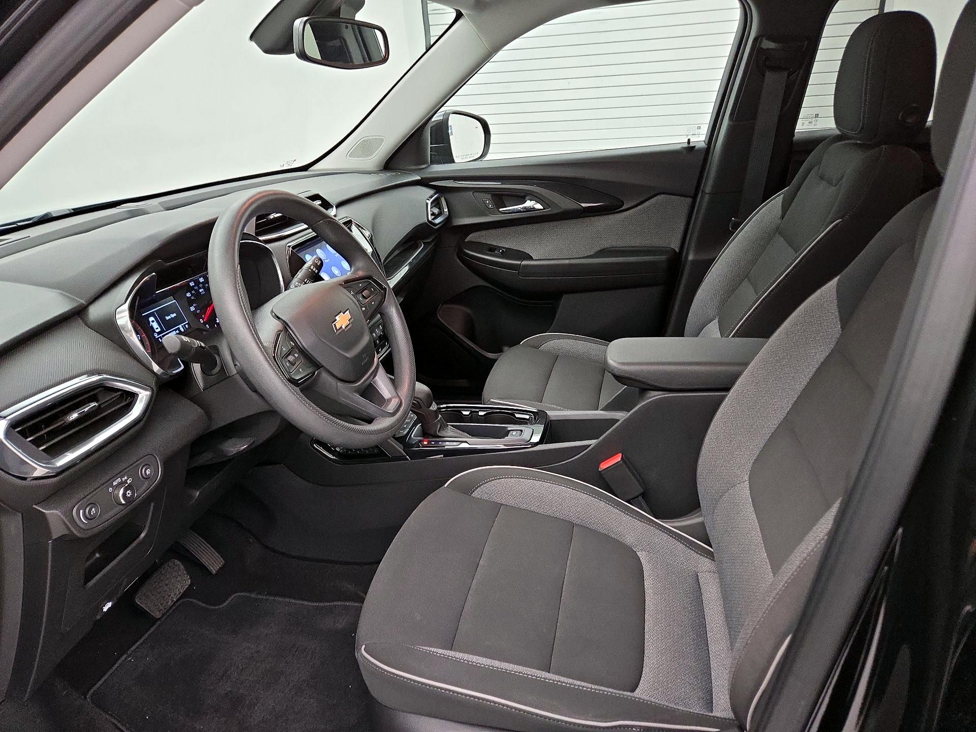Thumbnail: 2022 Chevrolet TrailBlazer - 11