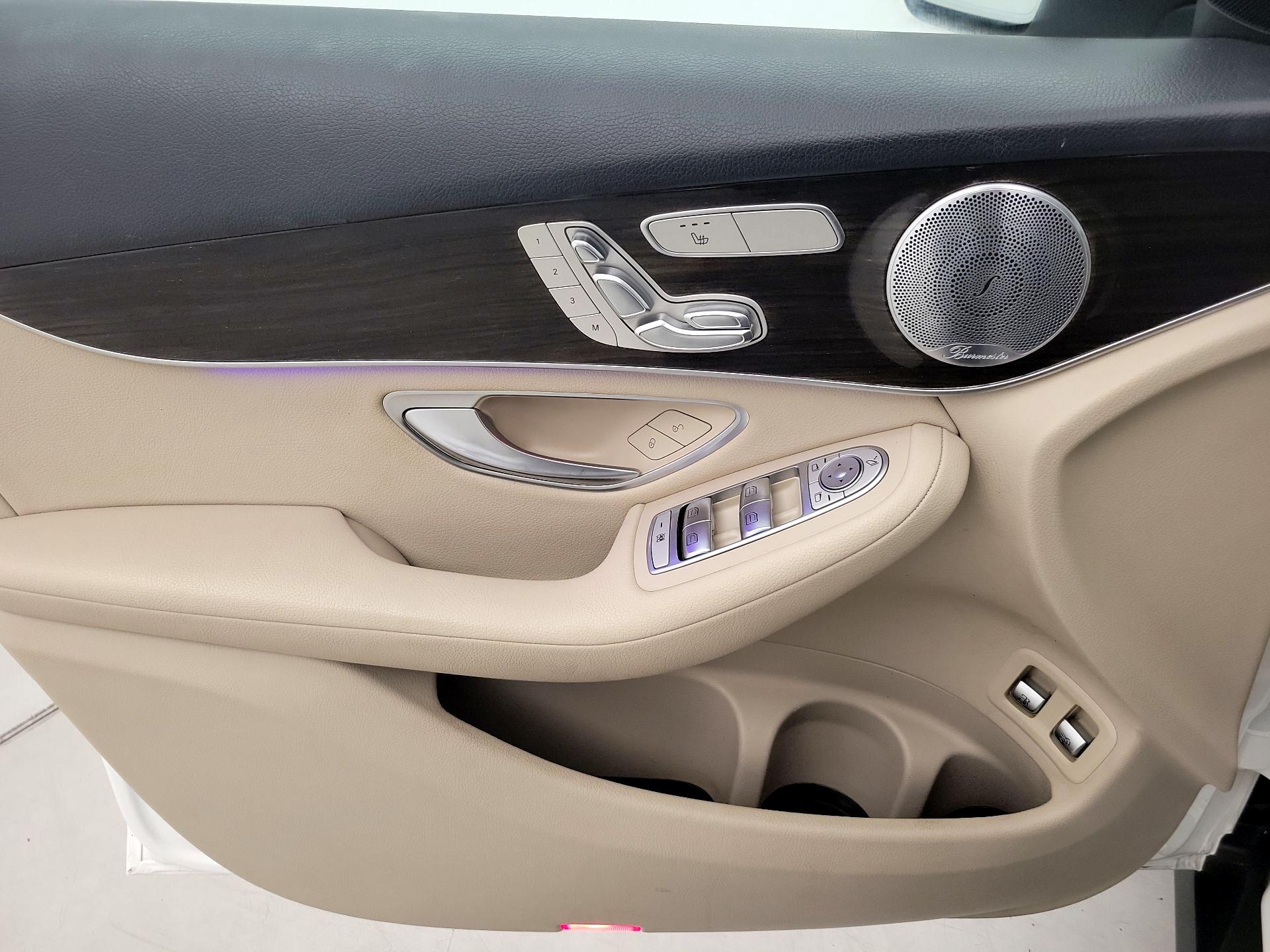 Thumbnail: 2020 Mercedes-Benz GLC - 12