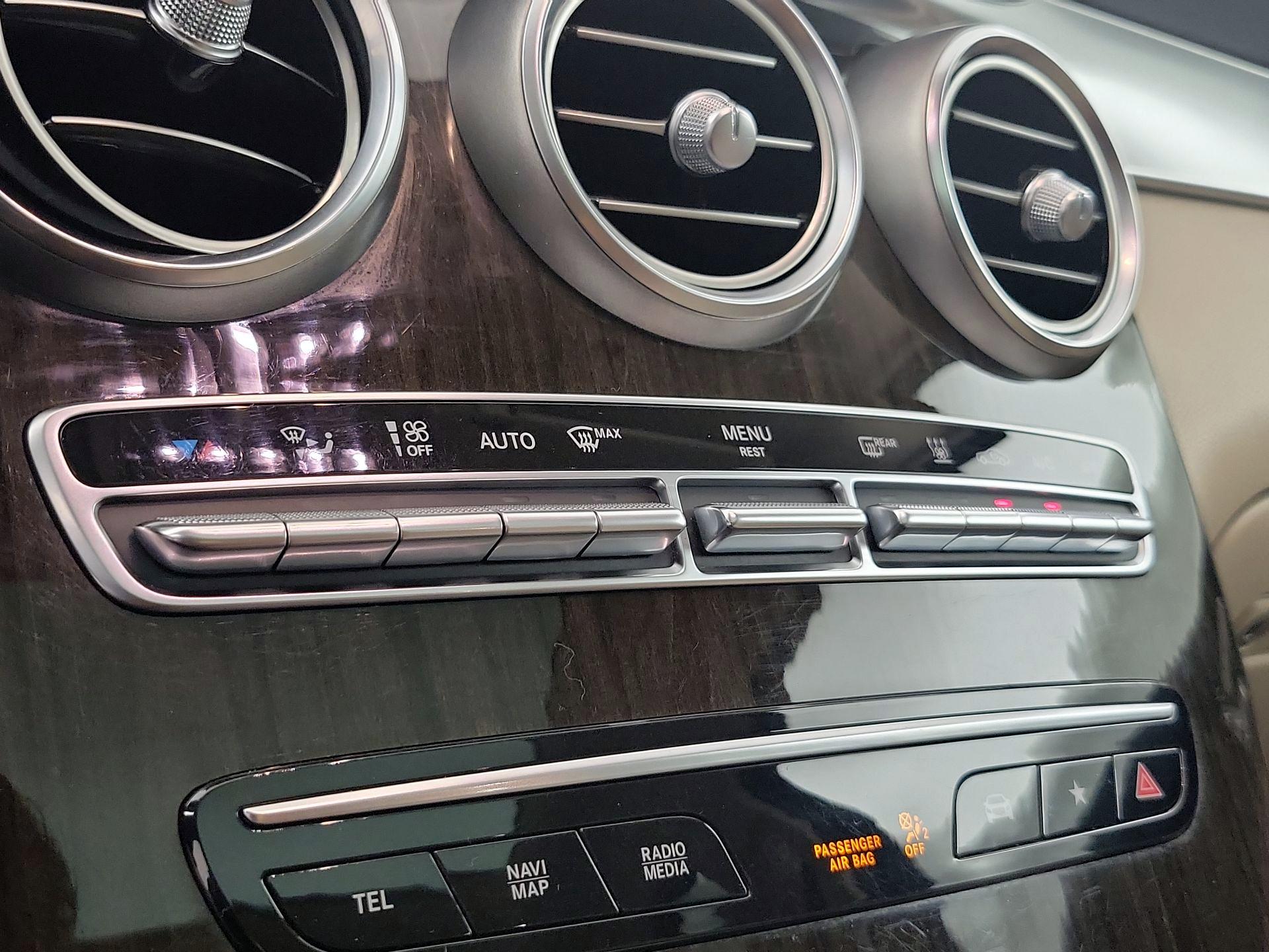 Thumbnail: 2020 Mercedes-Benz GLC - 16