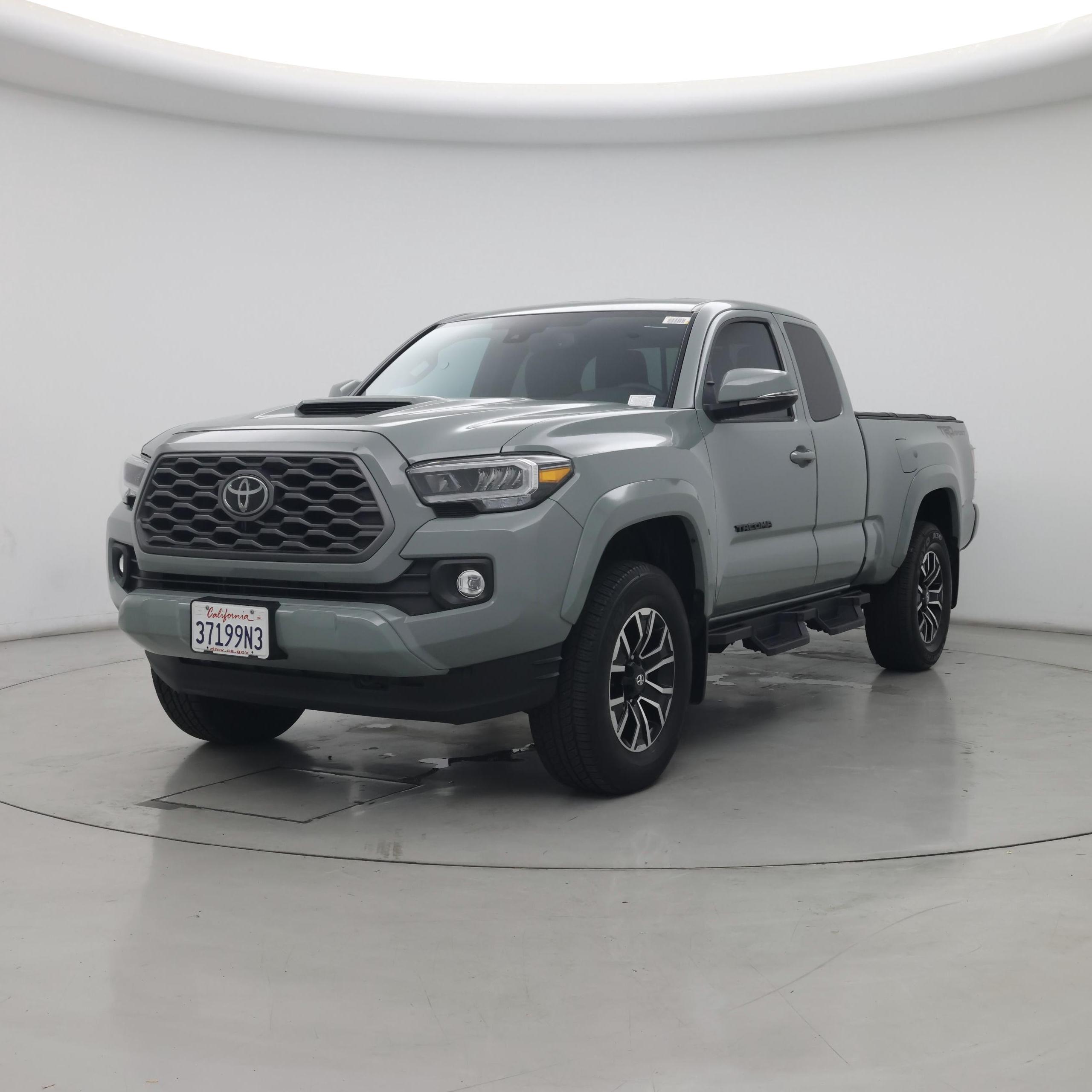 Thumbnail: 2022 Toyota Tacoma - 4