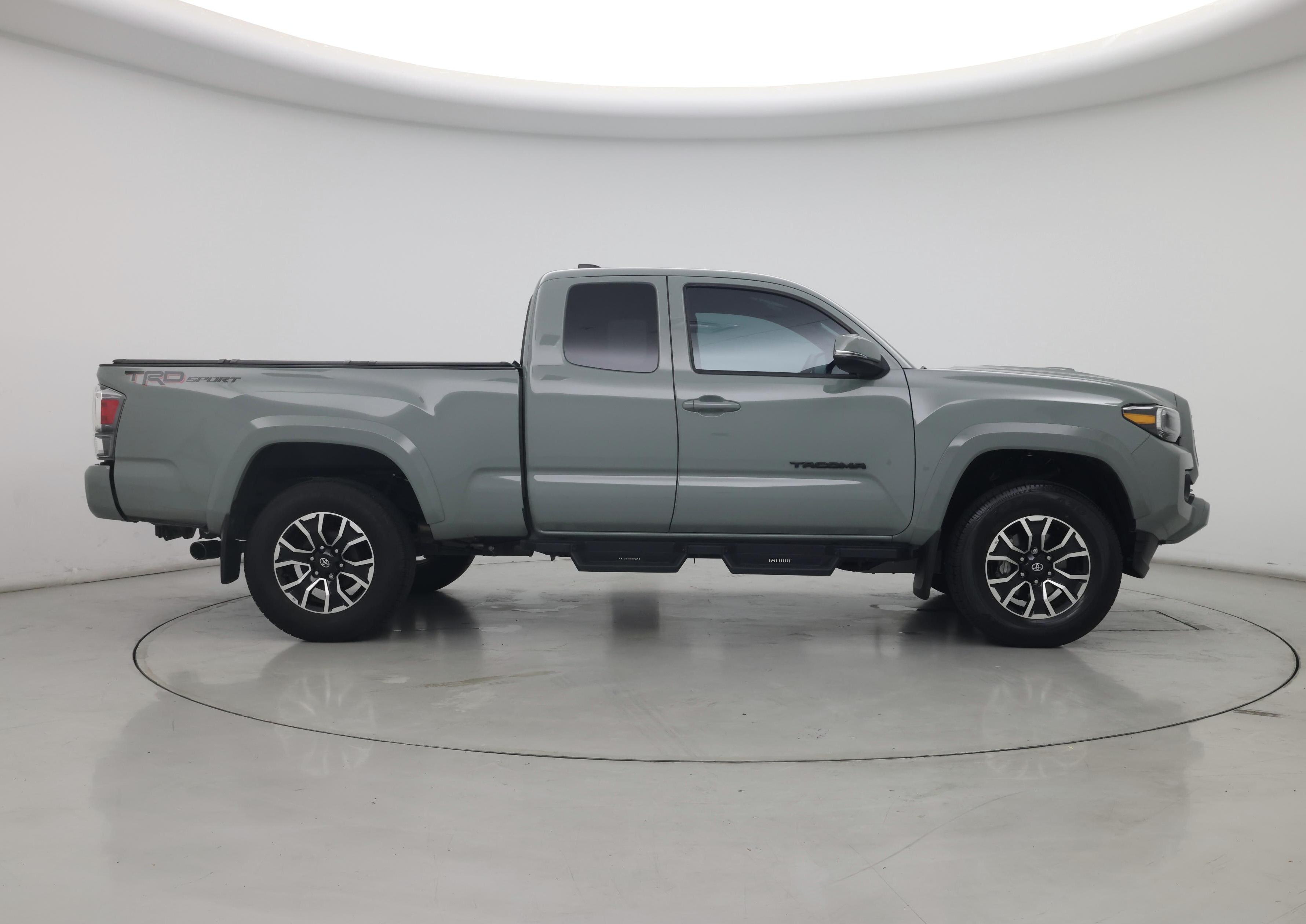 Thumbnail: 2022 Toyota Tacoma - 7