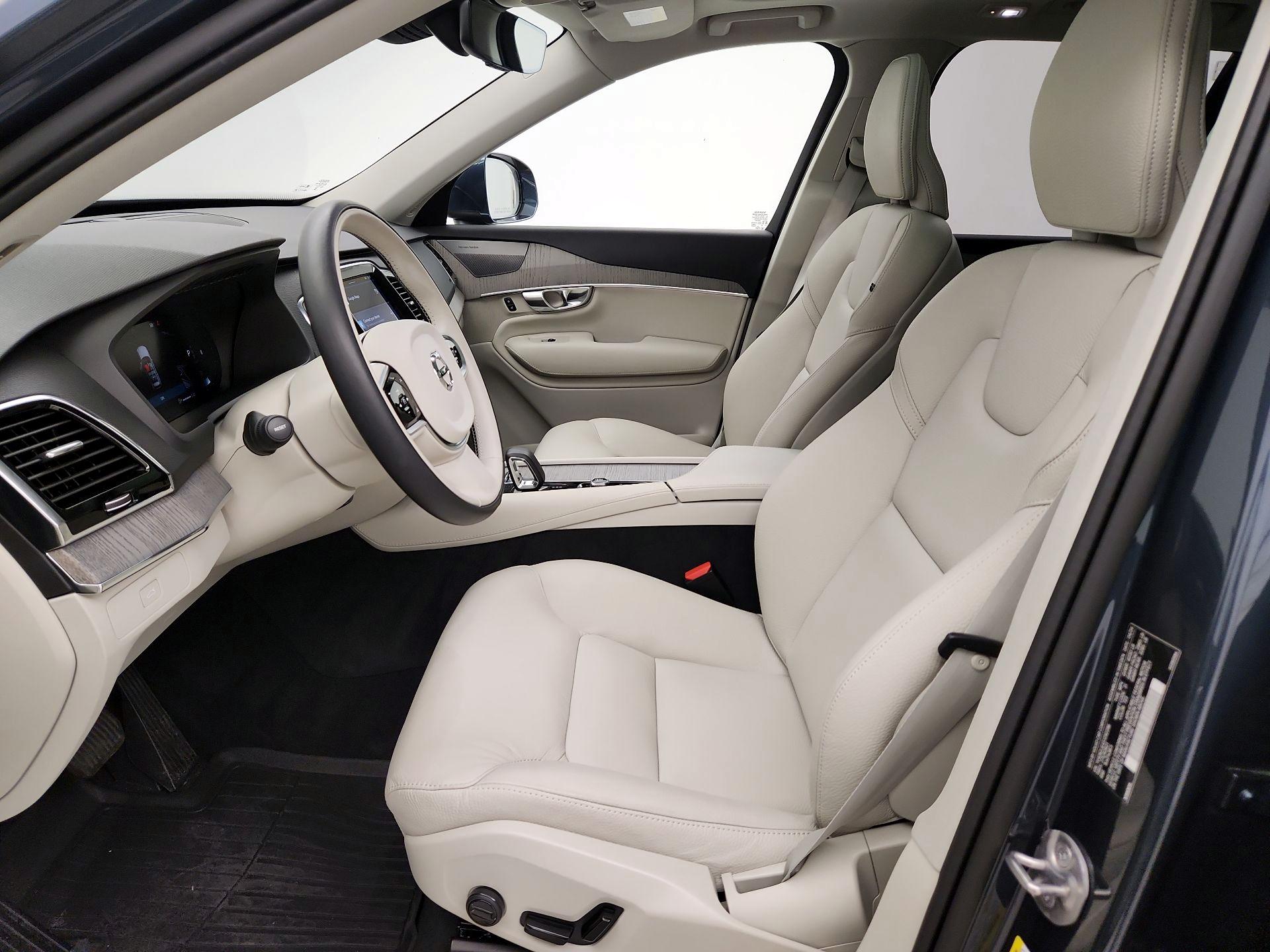 Thumbnail: 2025 Volvo XC90 - 11