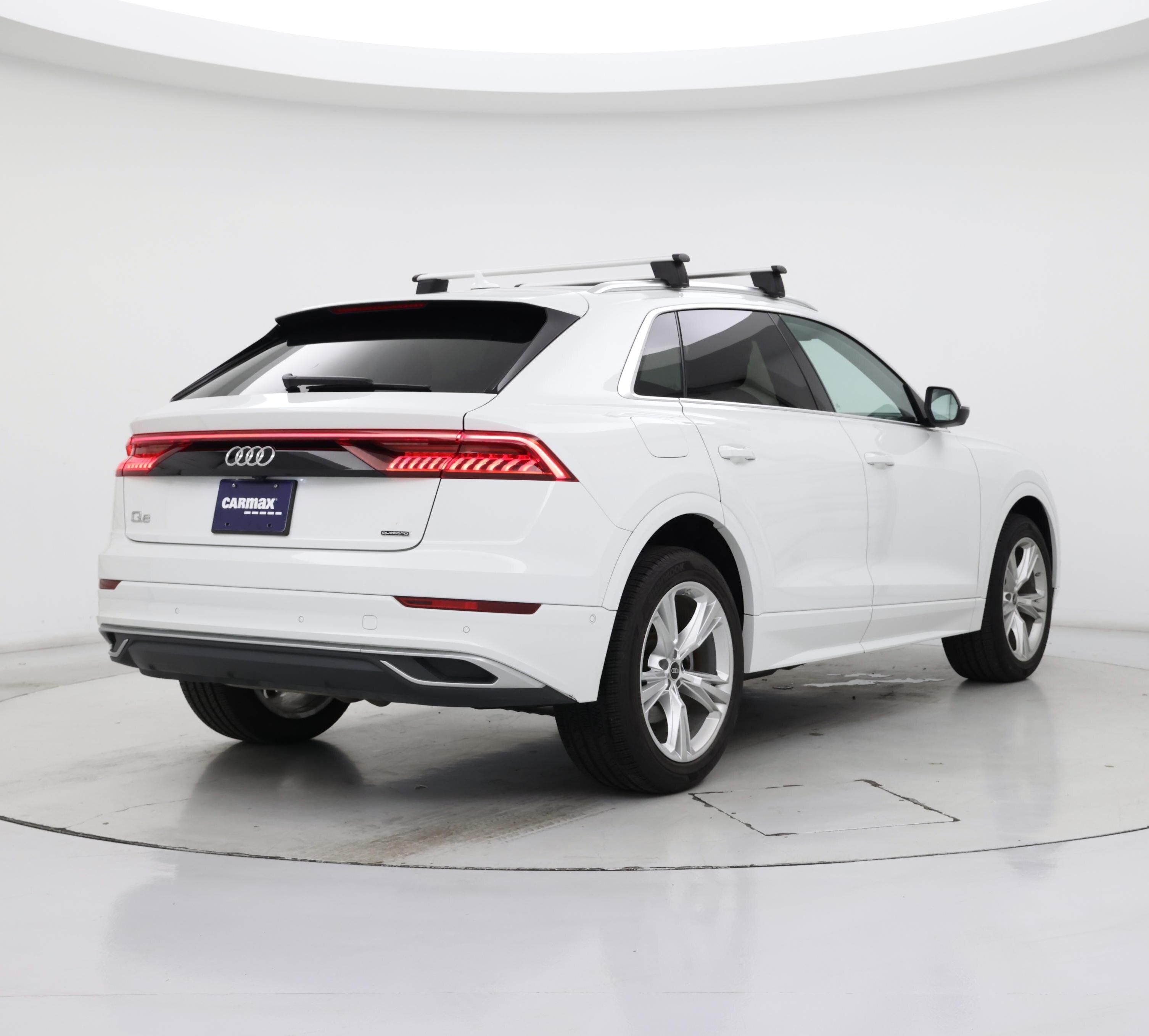 Thumbnail: 2022 Audi Q8 - 8