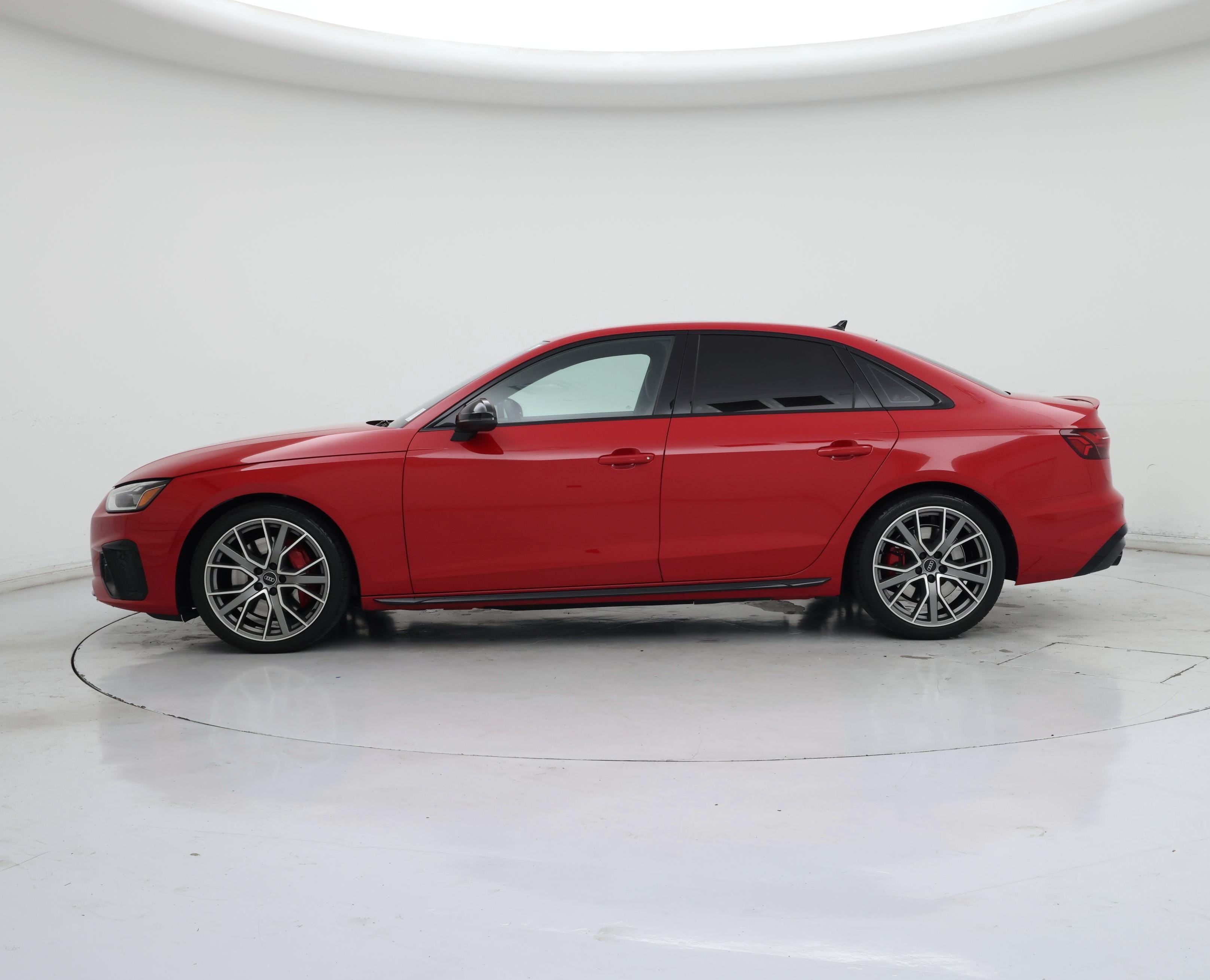 Thumbnail: 2023 Audi S4 - 3