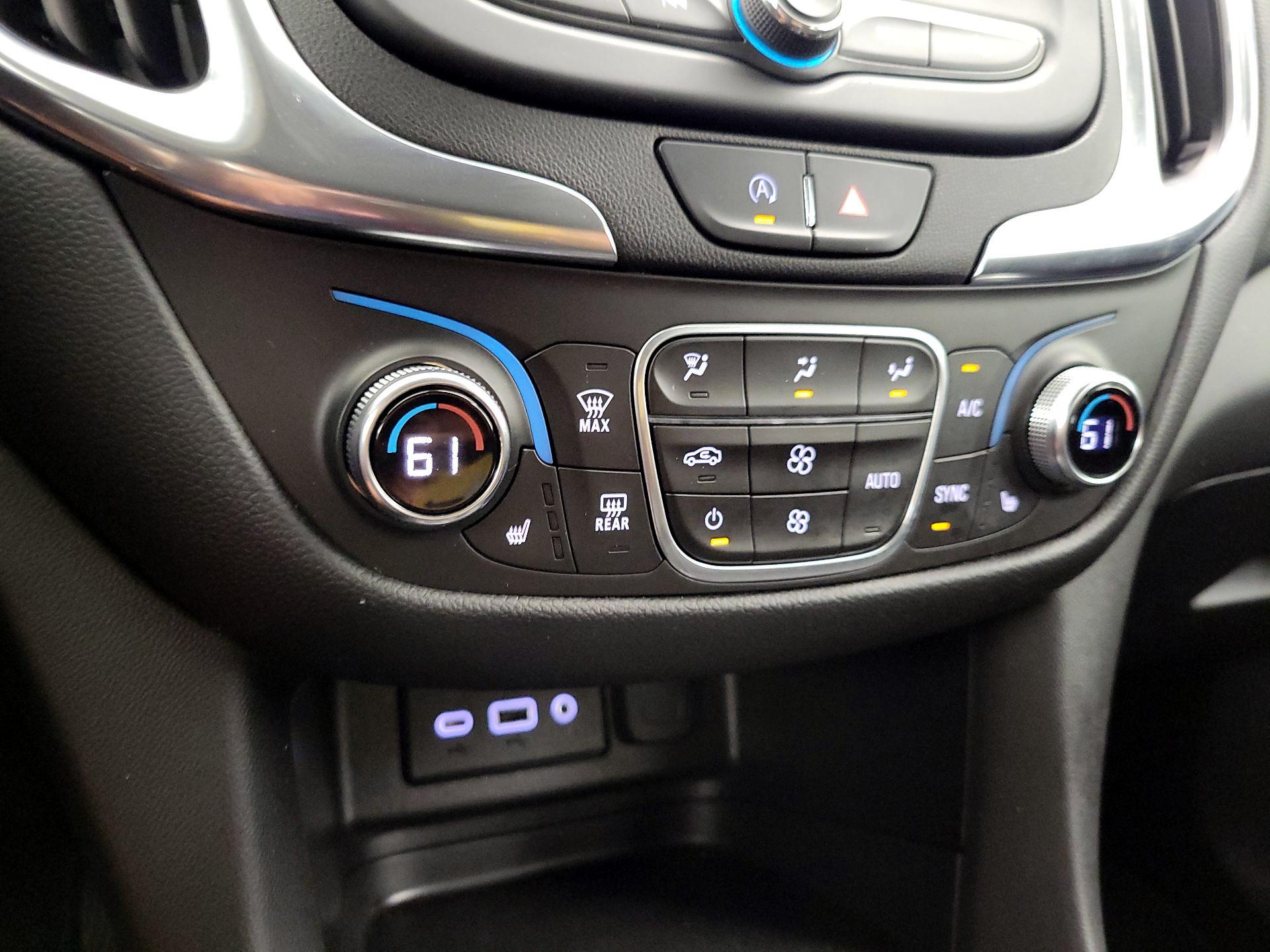 Thumbnail: 2022 Chevrolet Equinox - 16