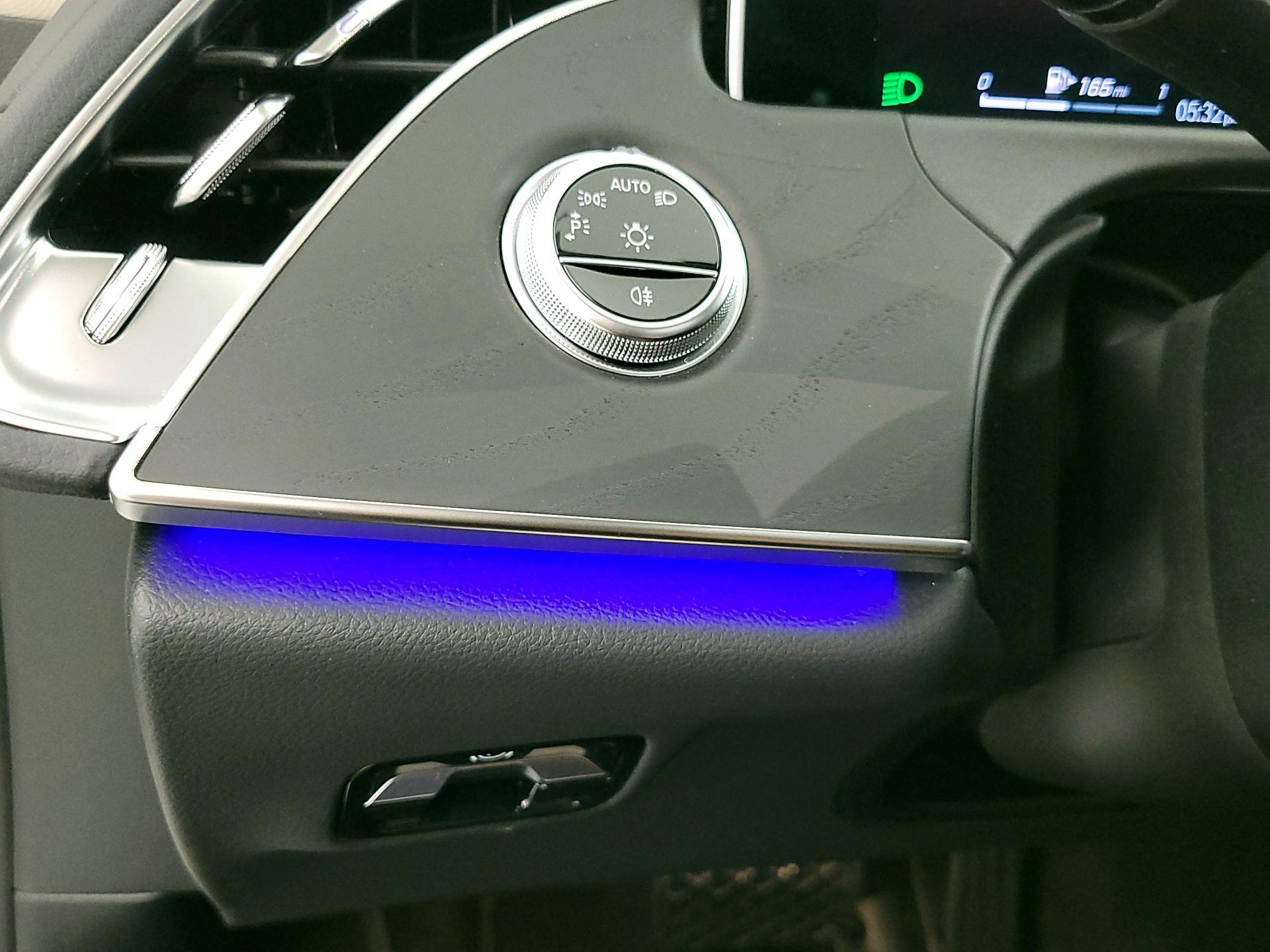 Thumbnail: 2024 Mercedes-Benz E-Class - 13
