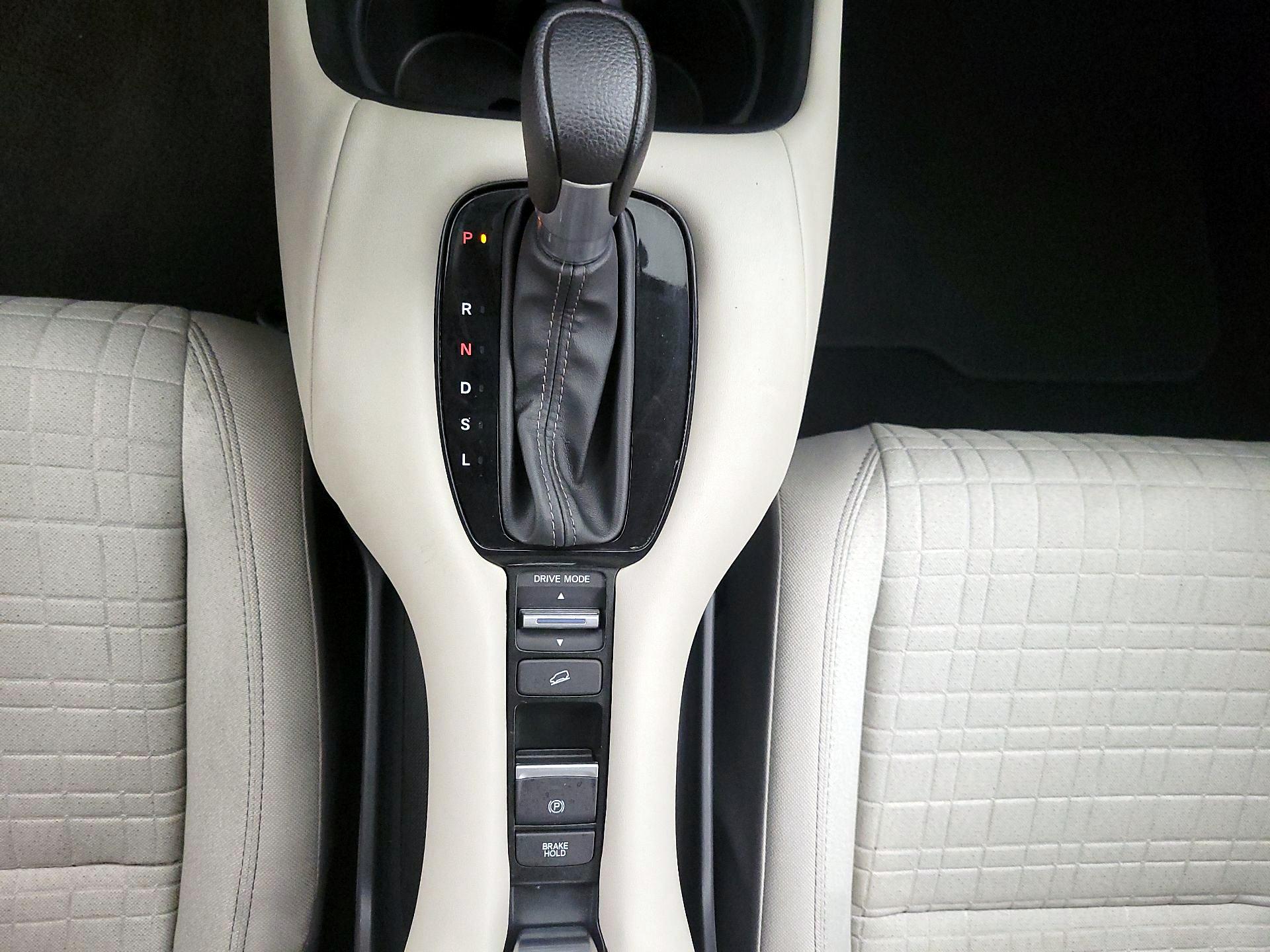 Thumbnail: 2025 Honda HR-V - 17