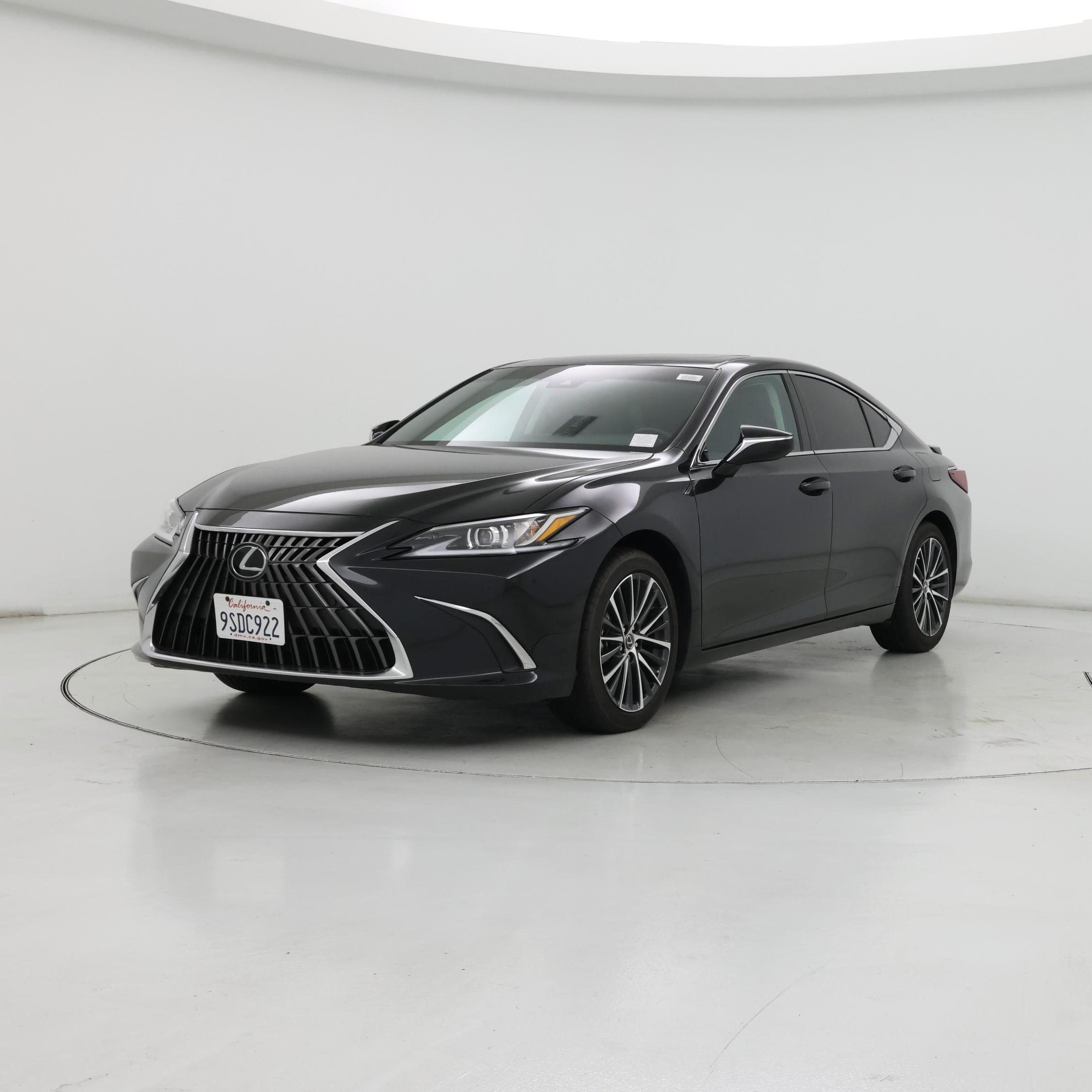 Thumbnail: 2025 Lexus ES - 4