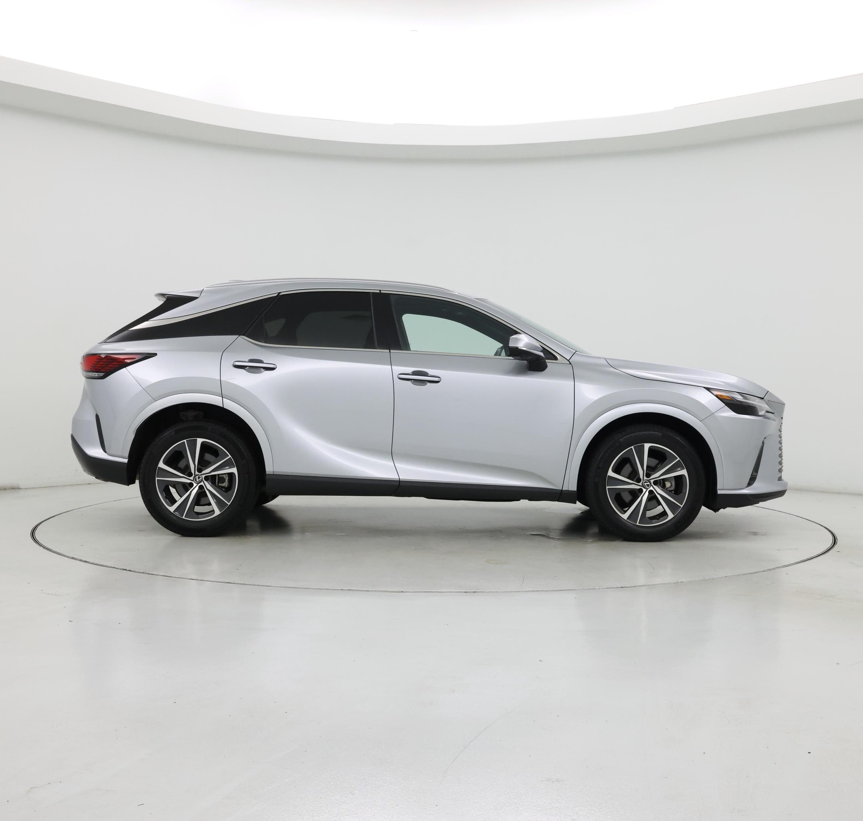 Thumbnail: 2023 Lexus RX - 7