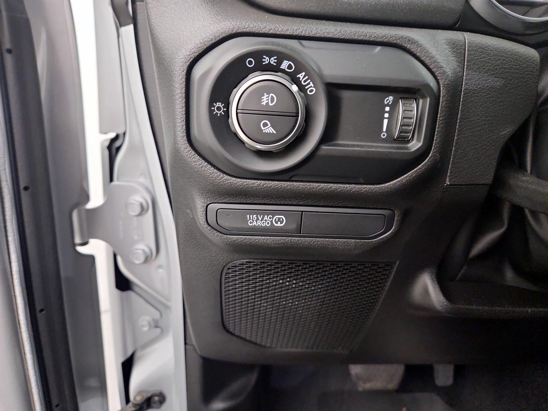 Thumbnail: 2023 Jeep Gladiator - 13