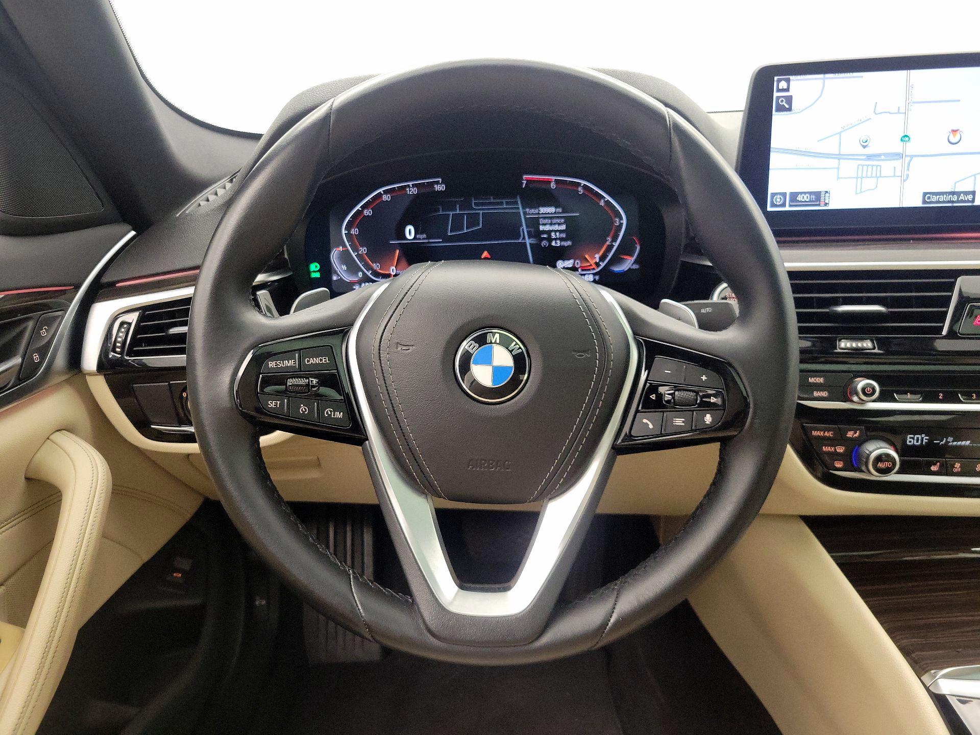 Thumbnail: 2022 BMW 5 Series - 10