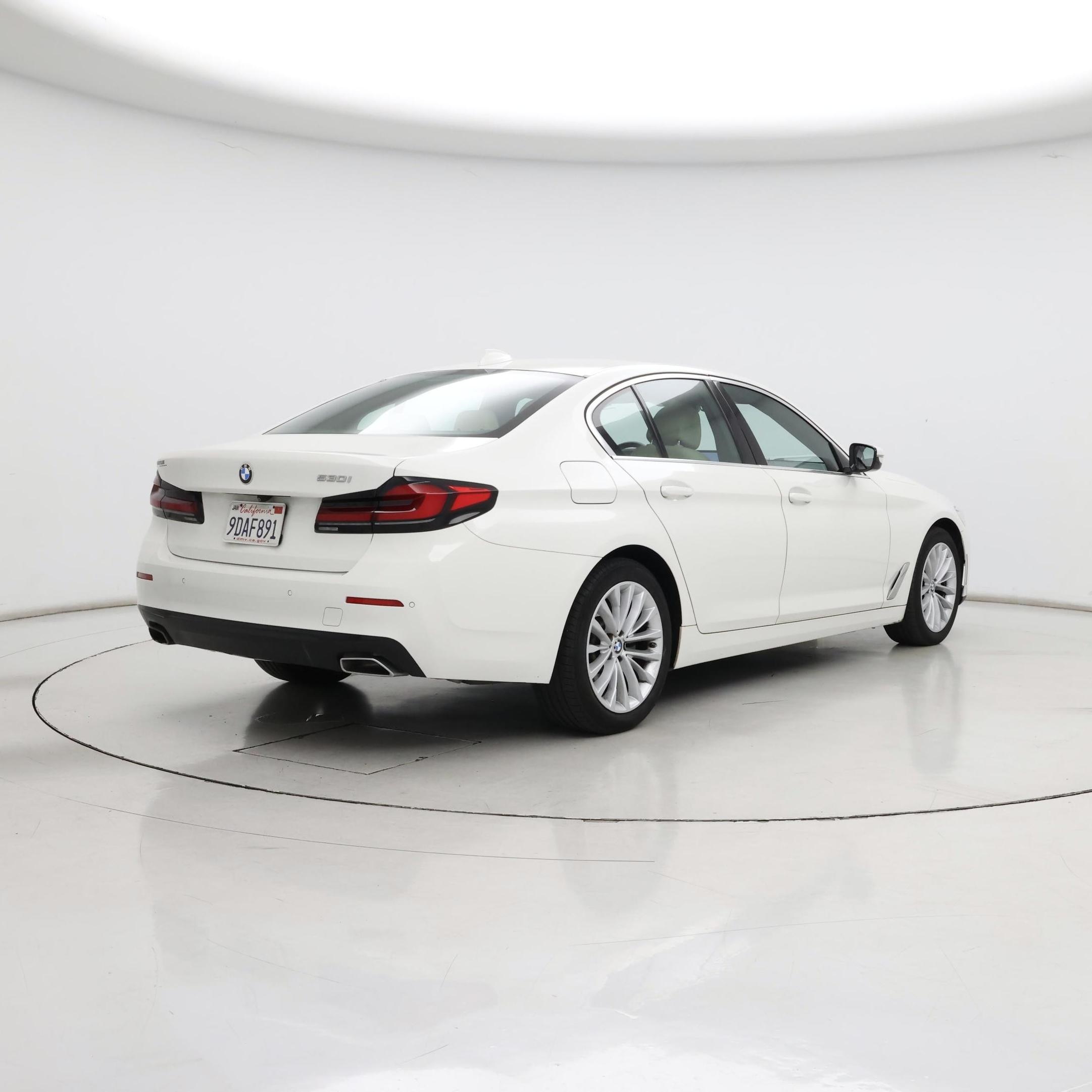 Thumbnail: 2022 BMW 5 Series - 8