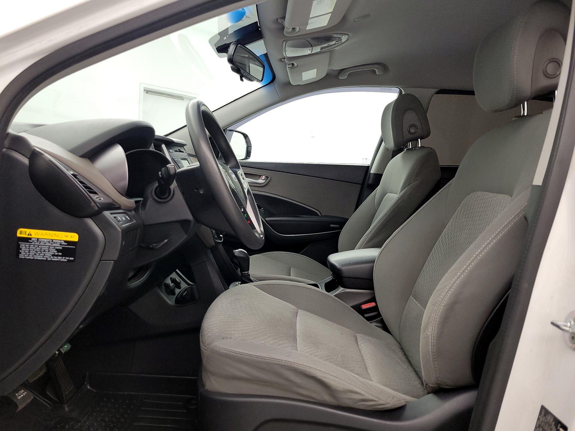 Thumbnail: 2016 Hyundai Santa Fe - 11