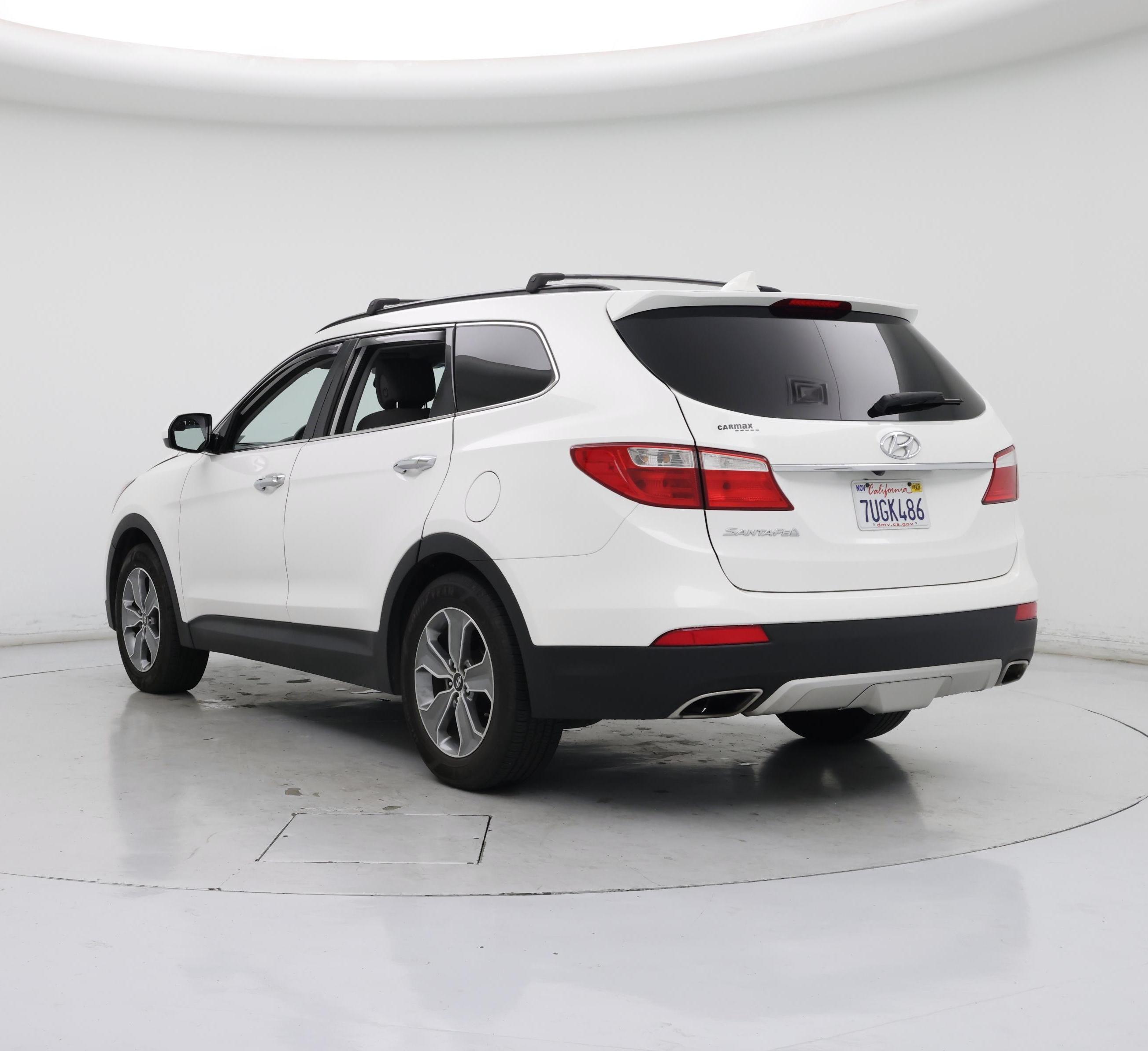 Thumbnail: 2016 Hyundai Santa Fe - 2