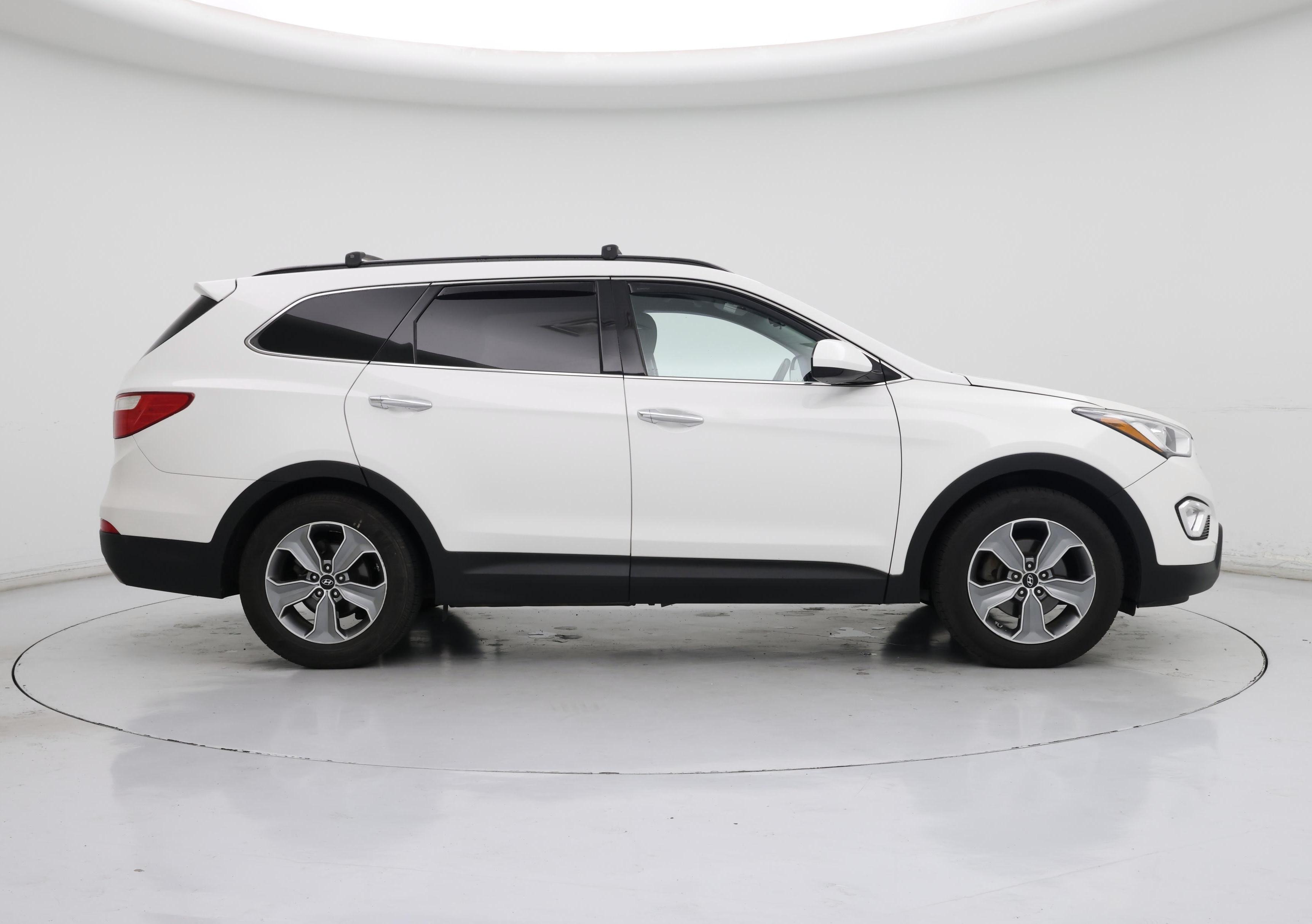 Thumbnail: 2016 Hyundai Santa Fe - 7