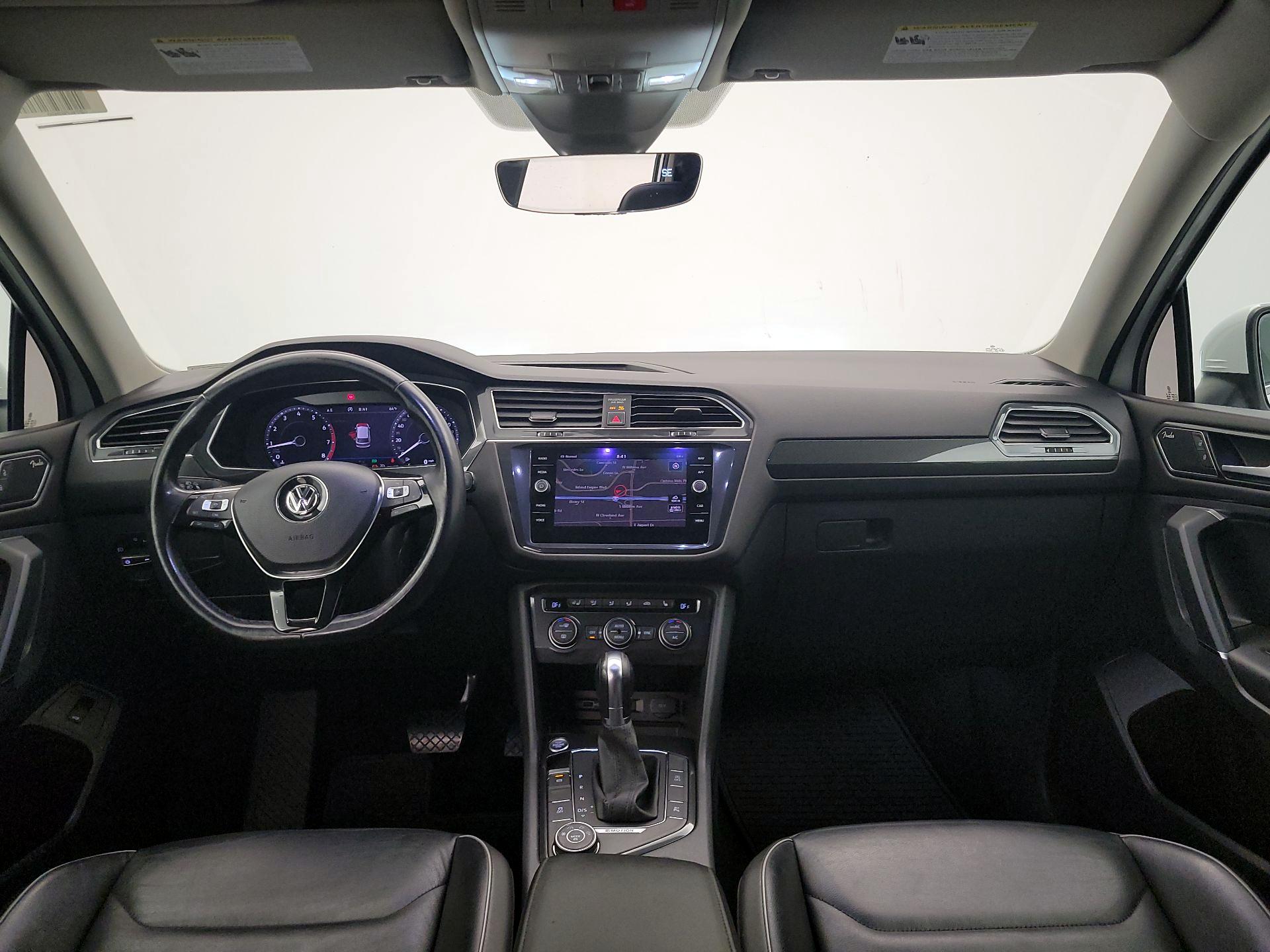 Thumbnail: 2018 Volkswagen Tiguan - 9