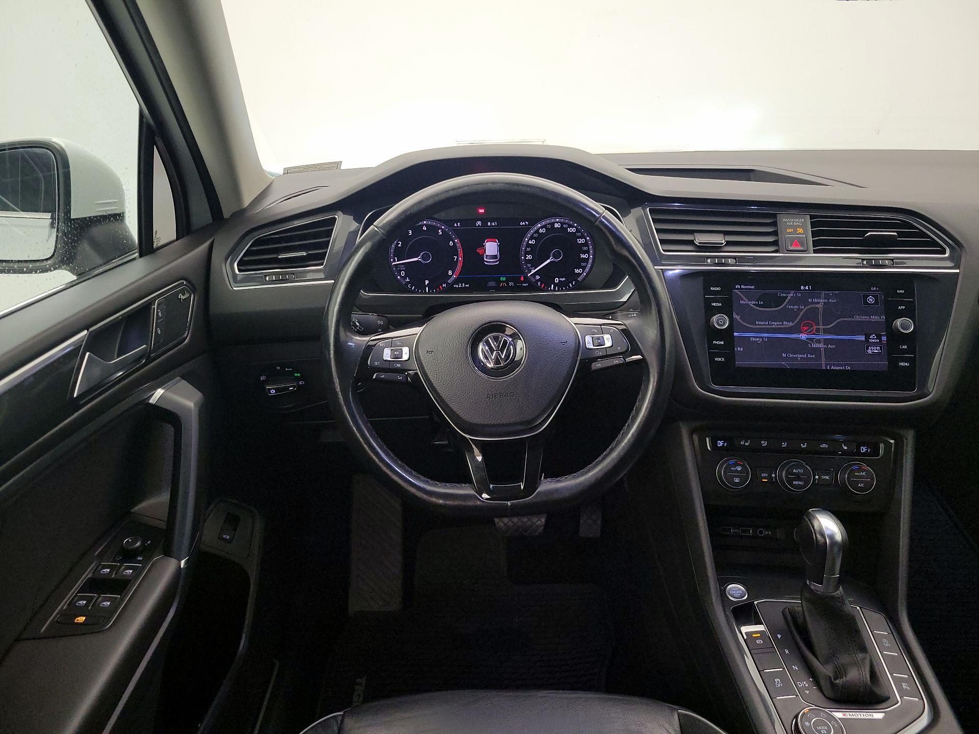 Thumbnail: 2018 Volkswagen Tiguan - 10