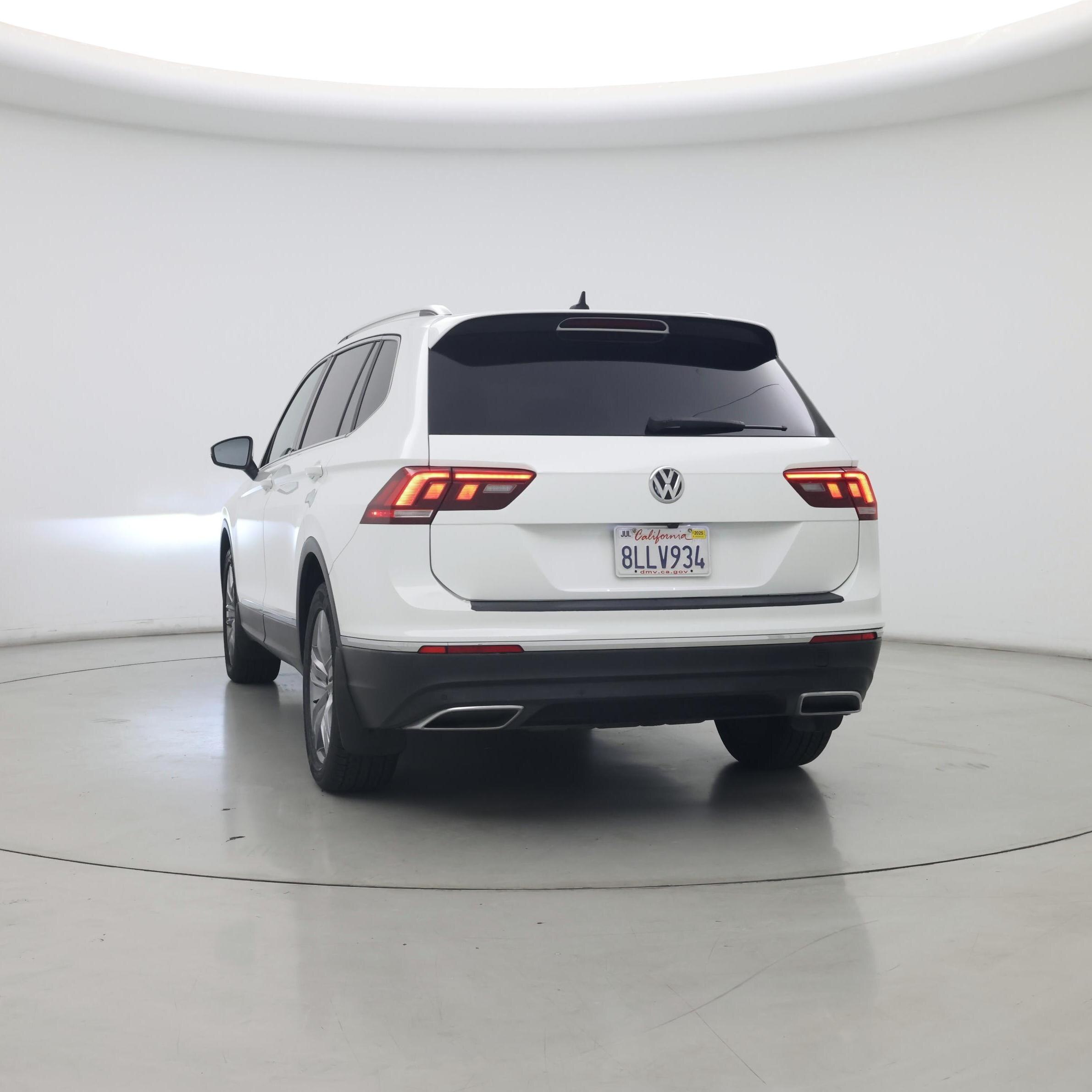 Thumbnail: 2018 Volkswagen Tiguan - 6
