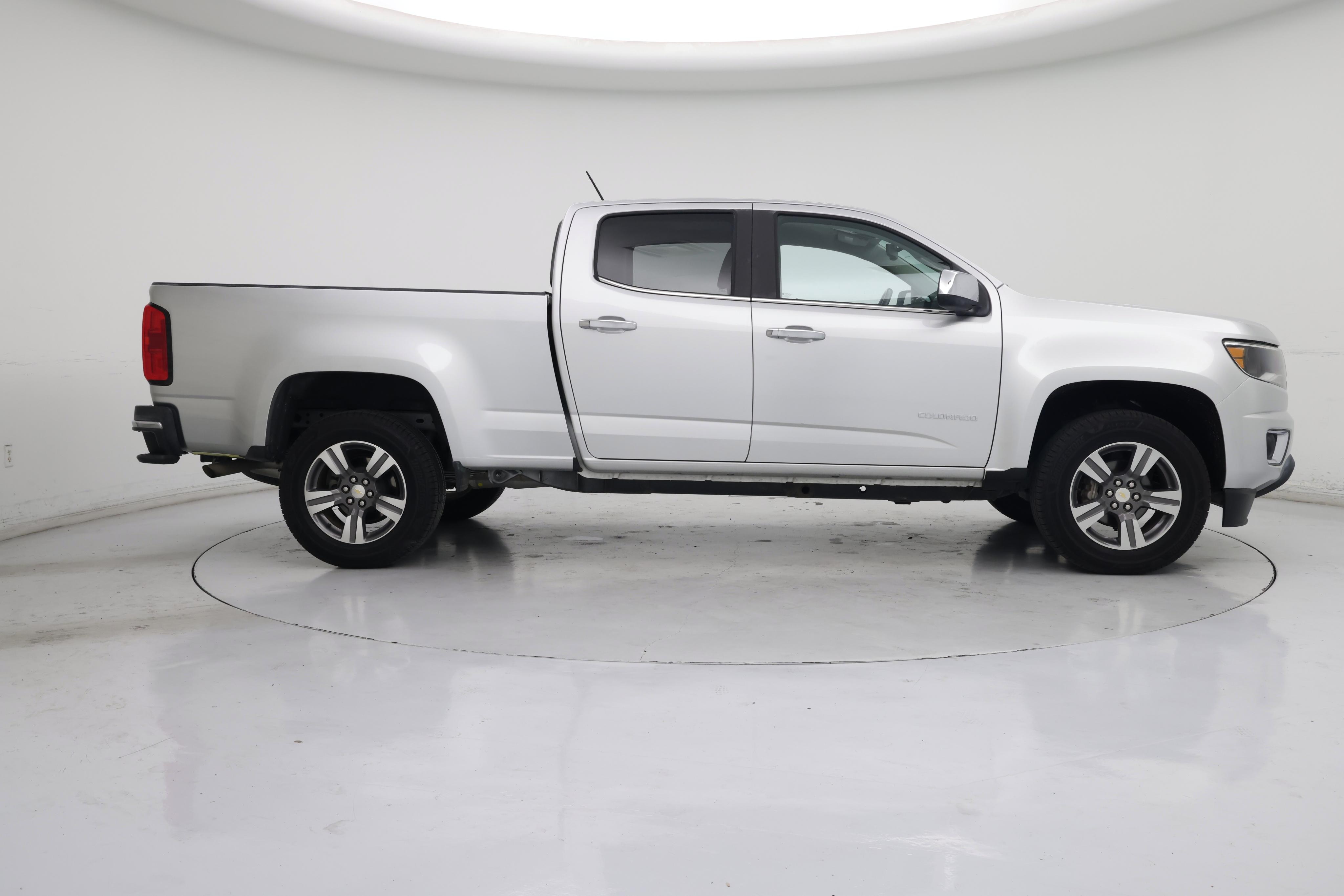 Thumbnail: 2017 Chevrolet Colorado - 7
