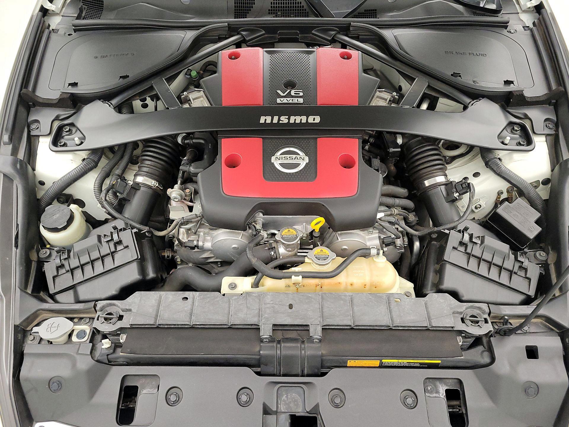 Thumbnail: 2013 Nissan Z - 19